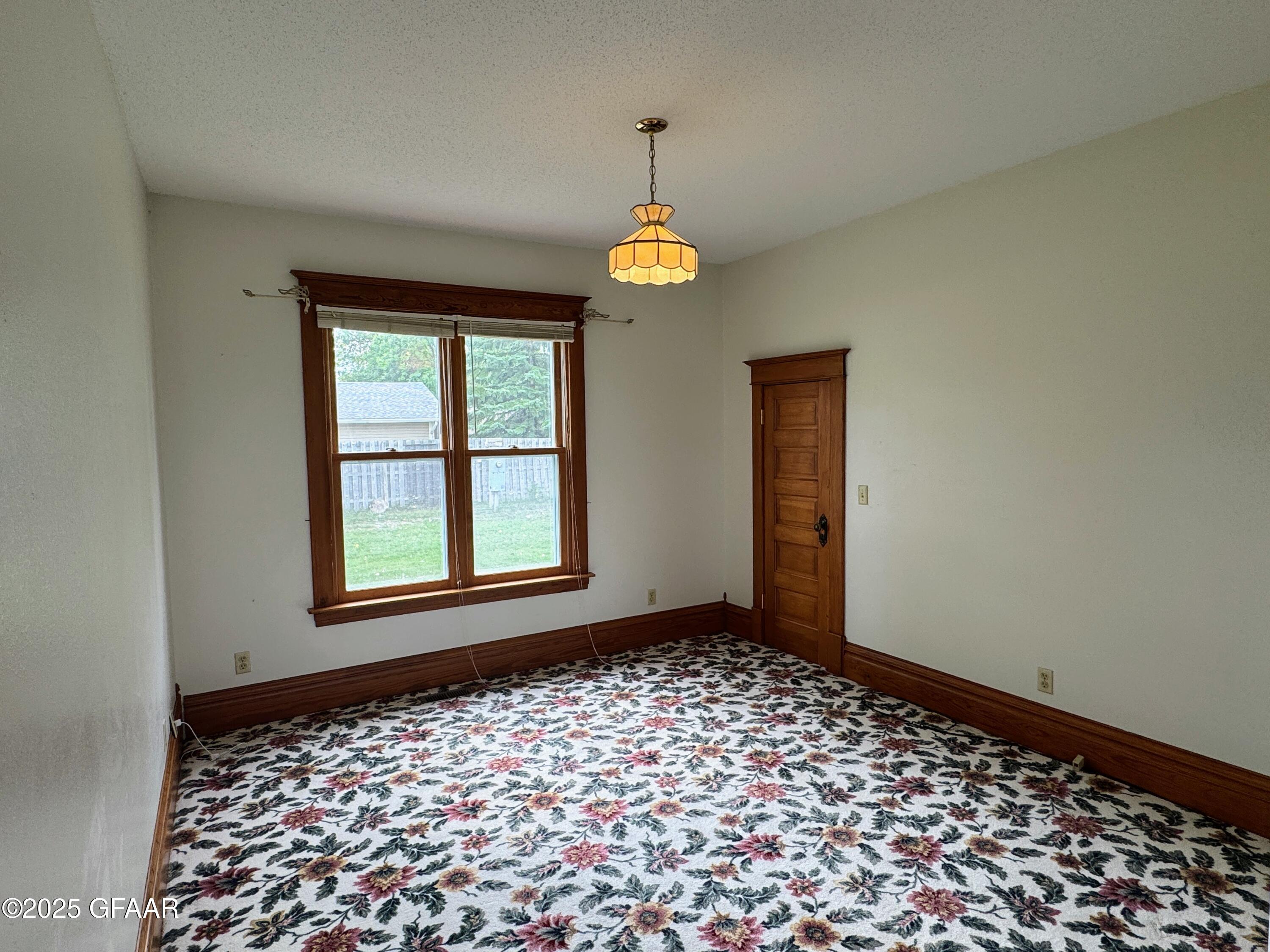 property viewer photo 17