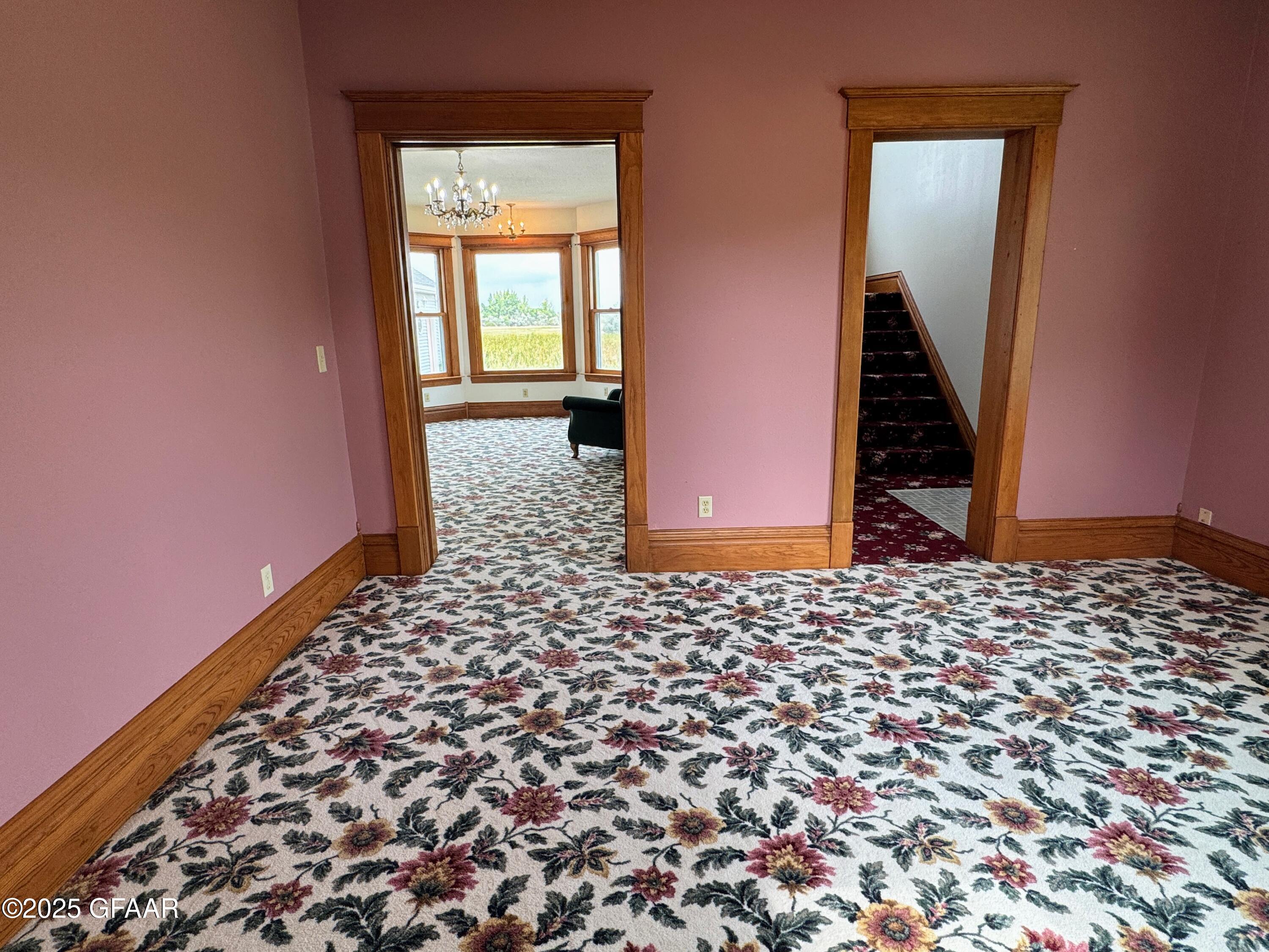 property viewer photo 20