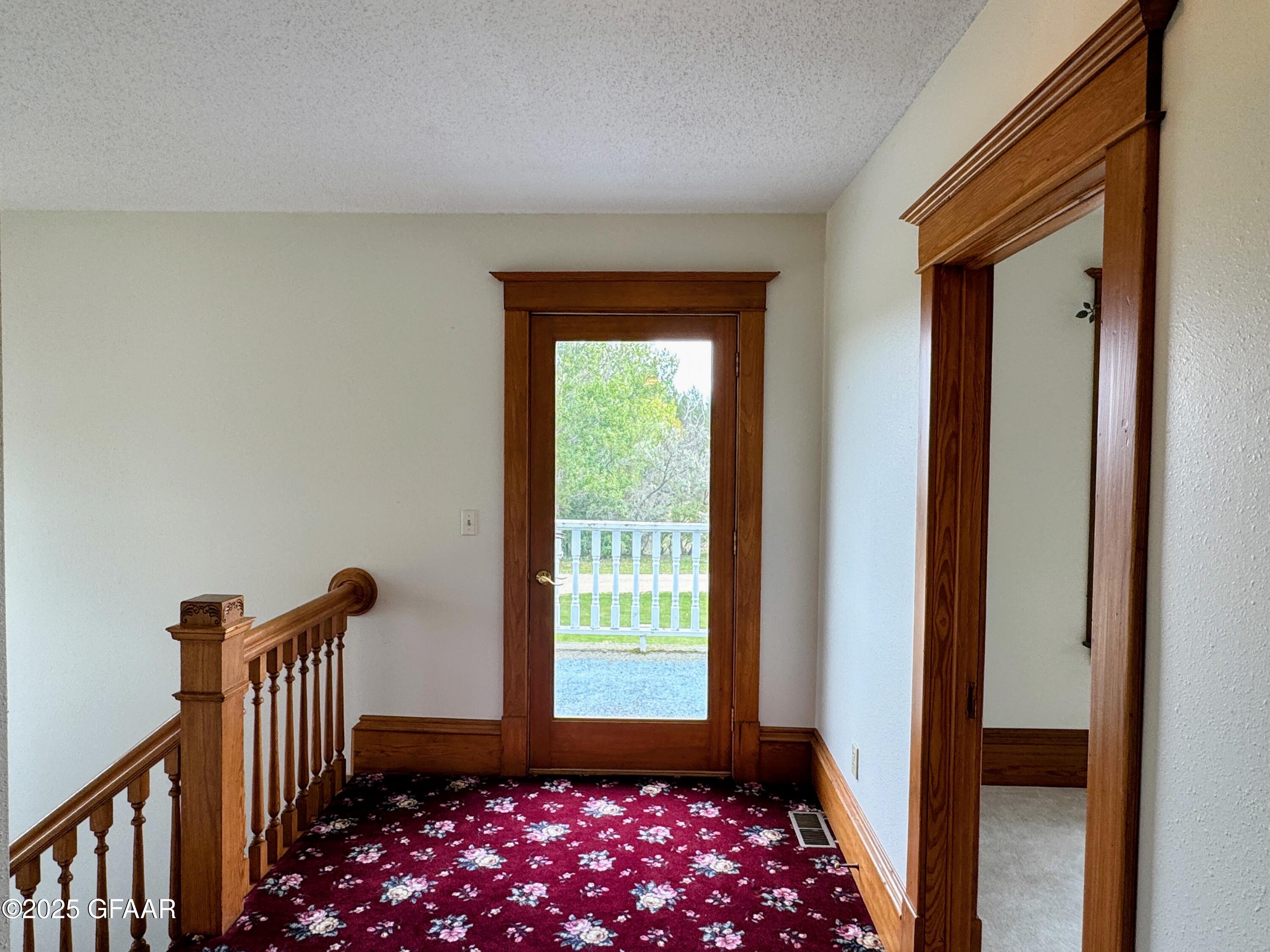 property viewer photo 23
