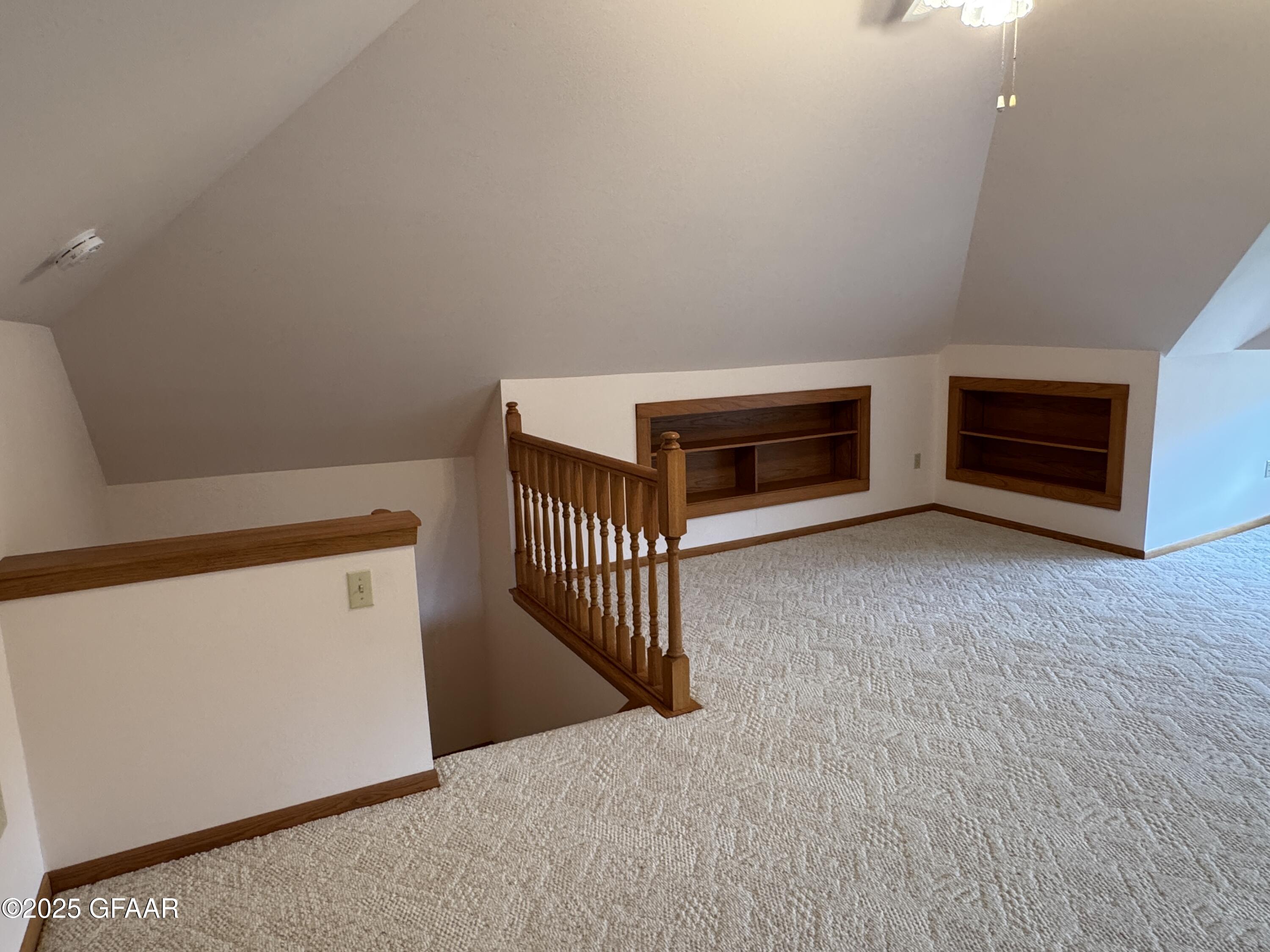 property viewer photo 35