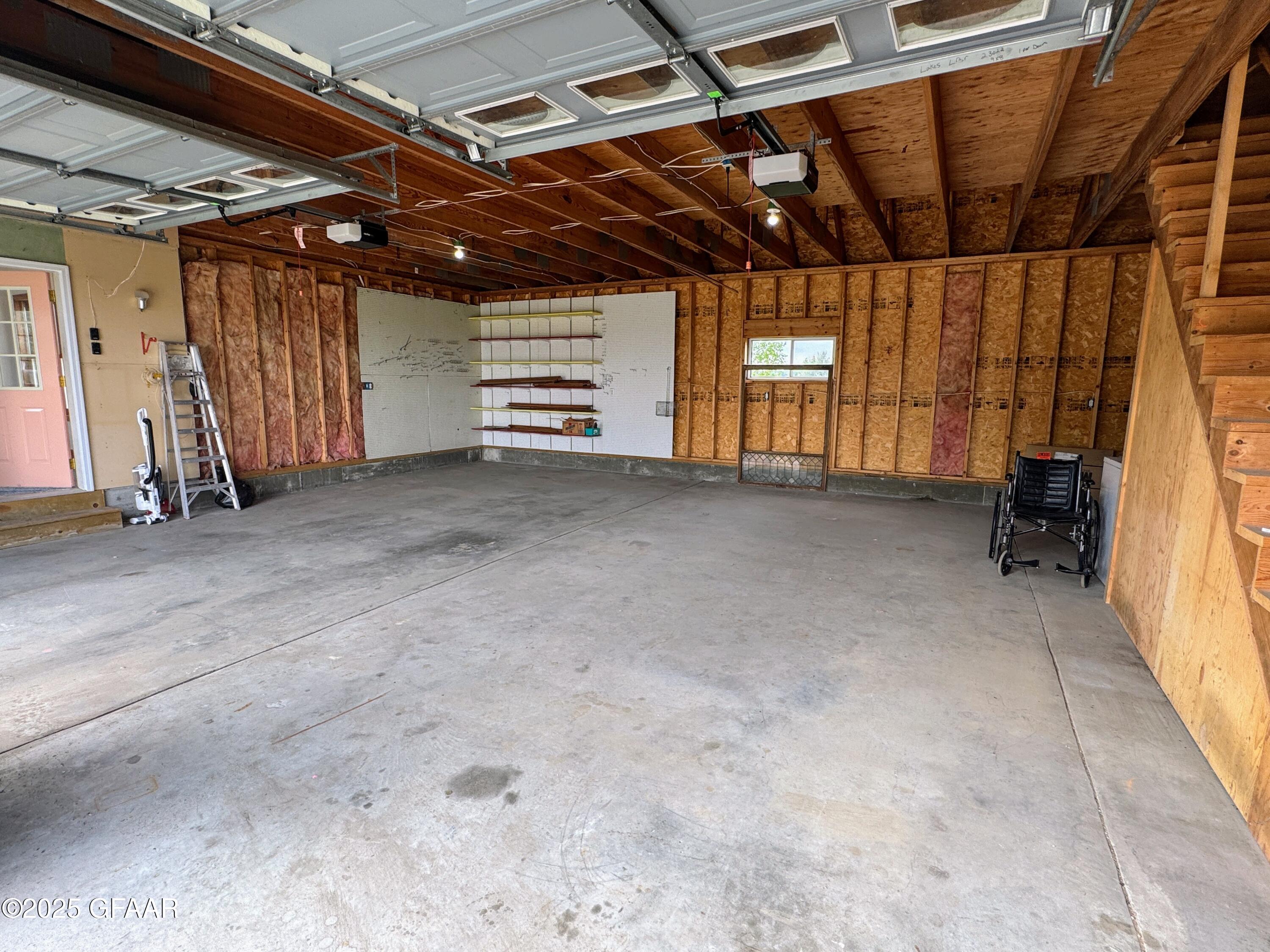 property viewer photo 38