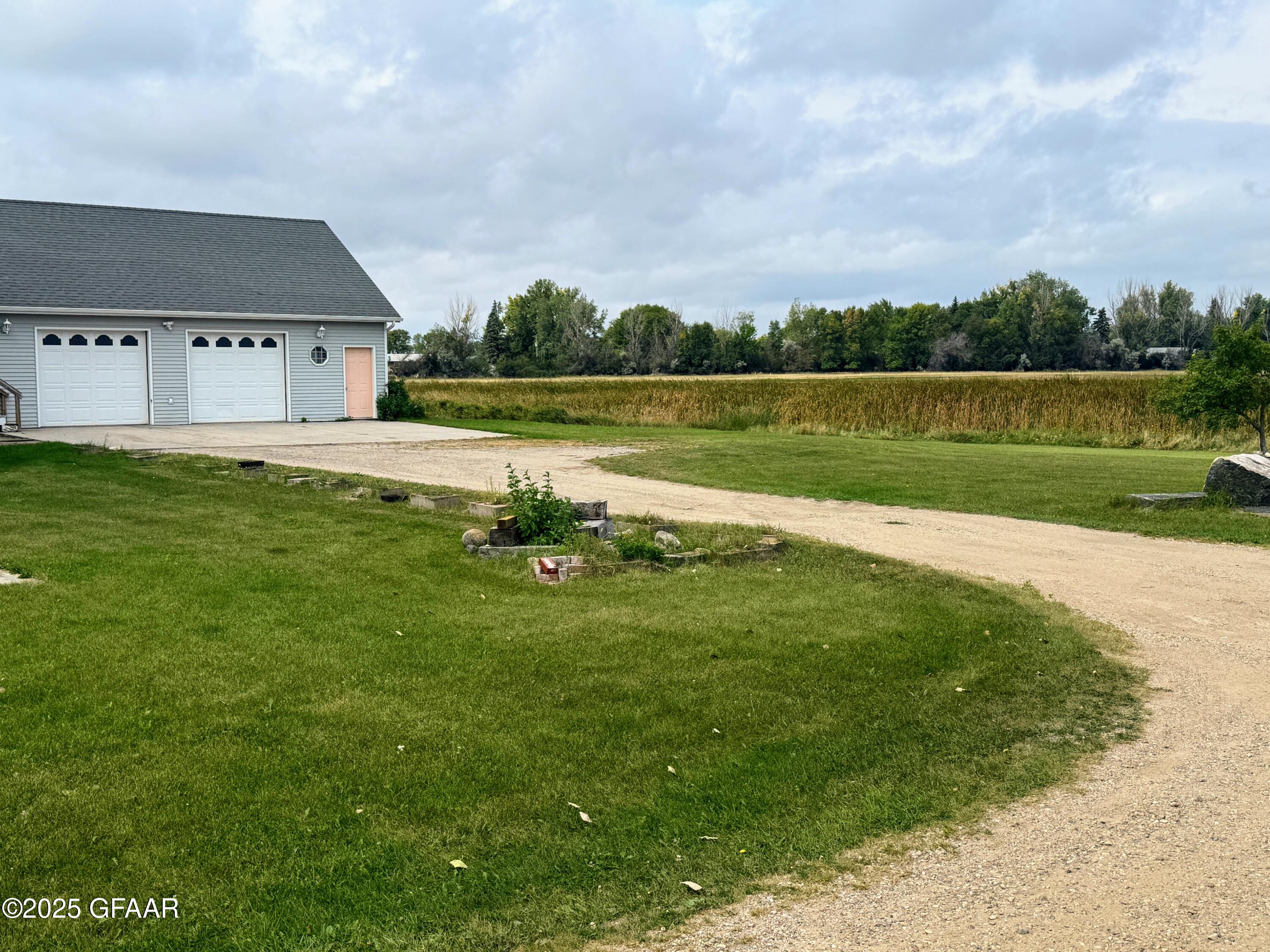 property viewer photo 41