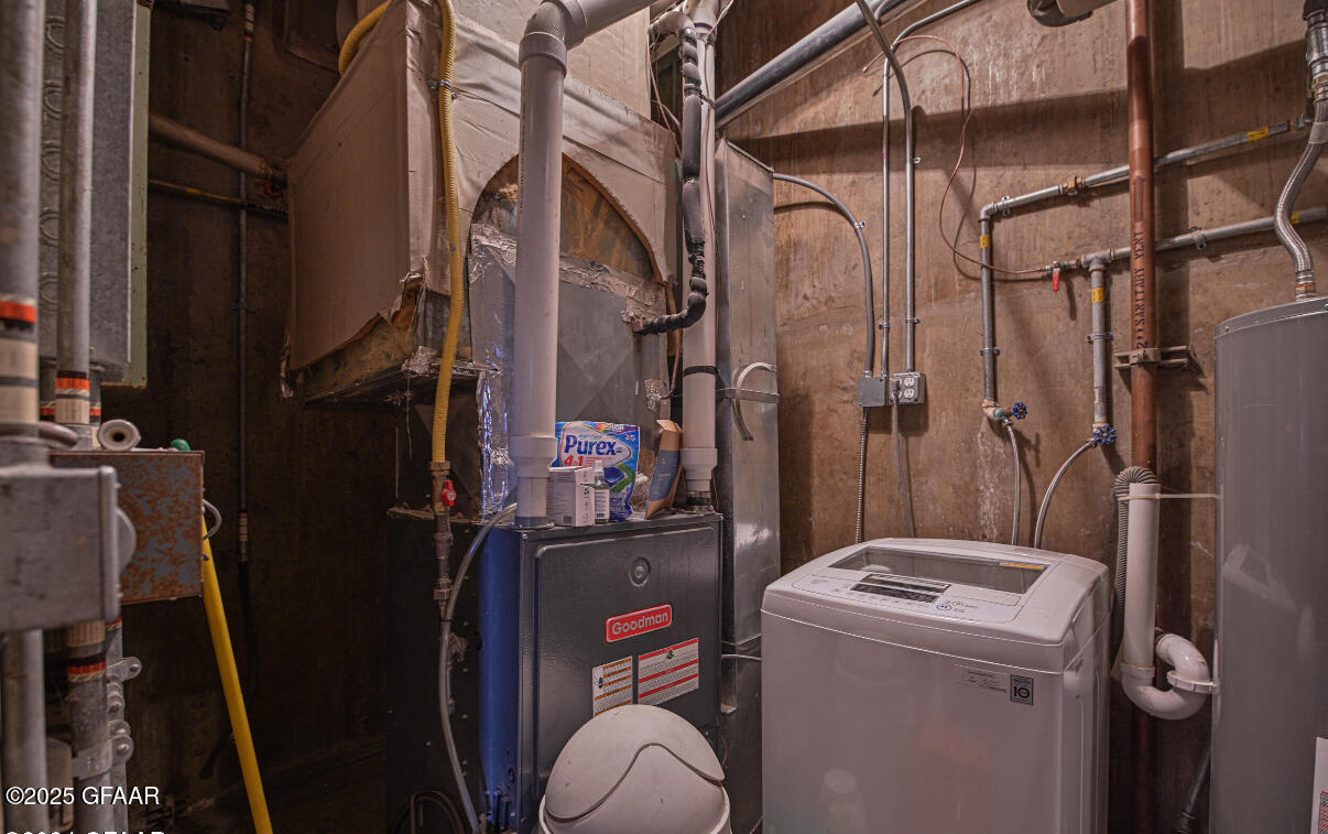 main property photo 17