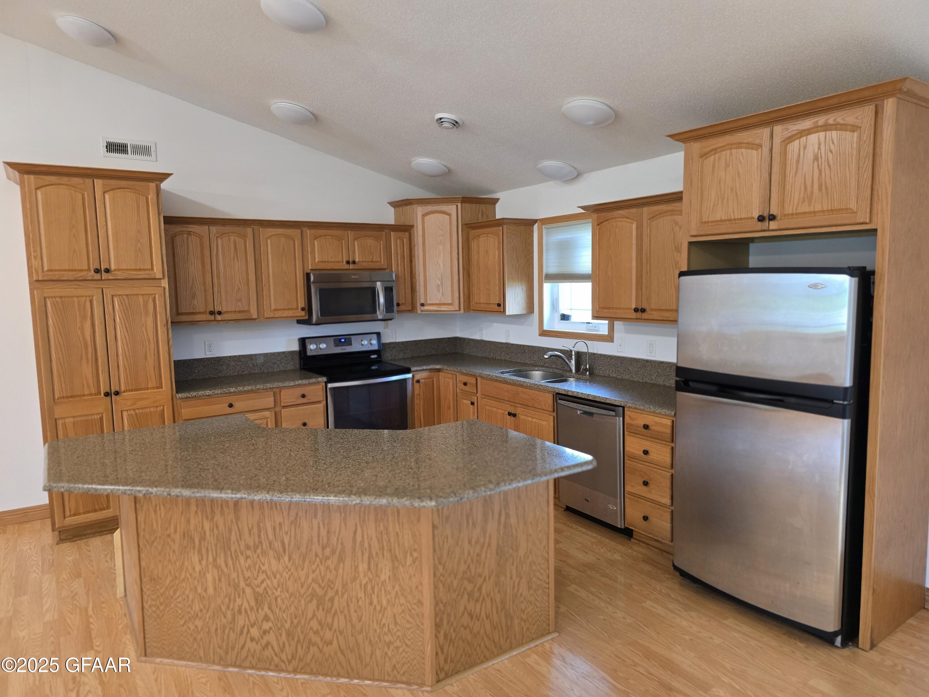property viewer photo 11