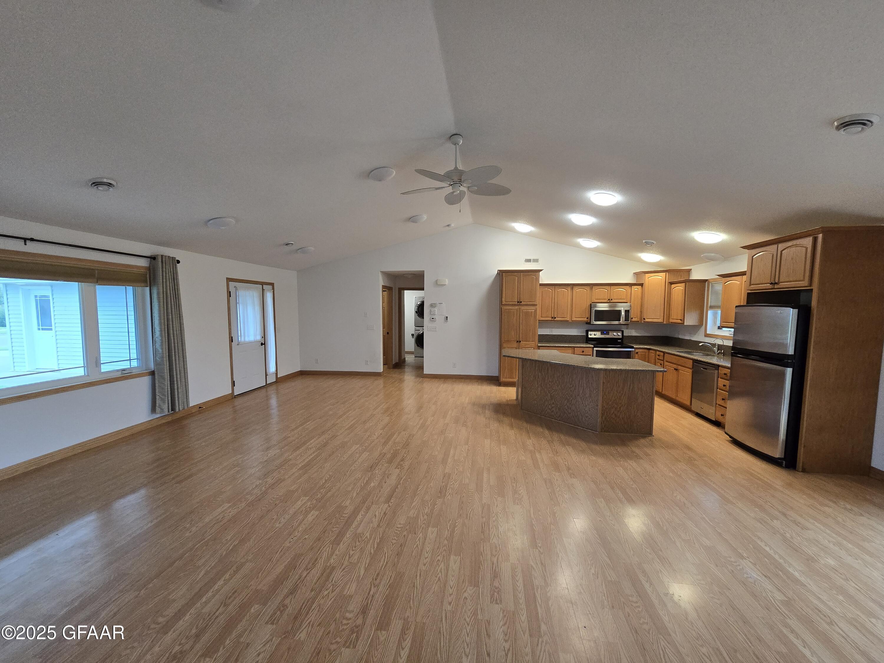 property viewer photo 17