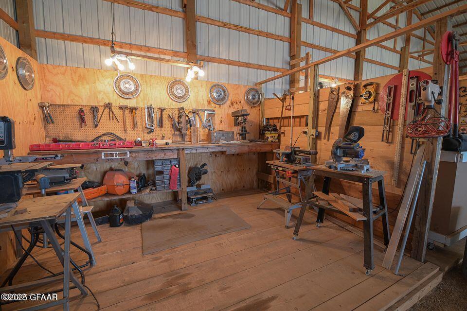 main property photo 70