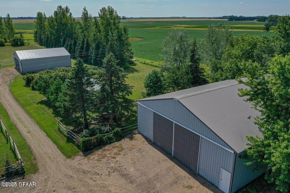 main property photo 79