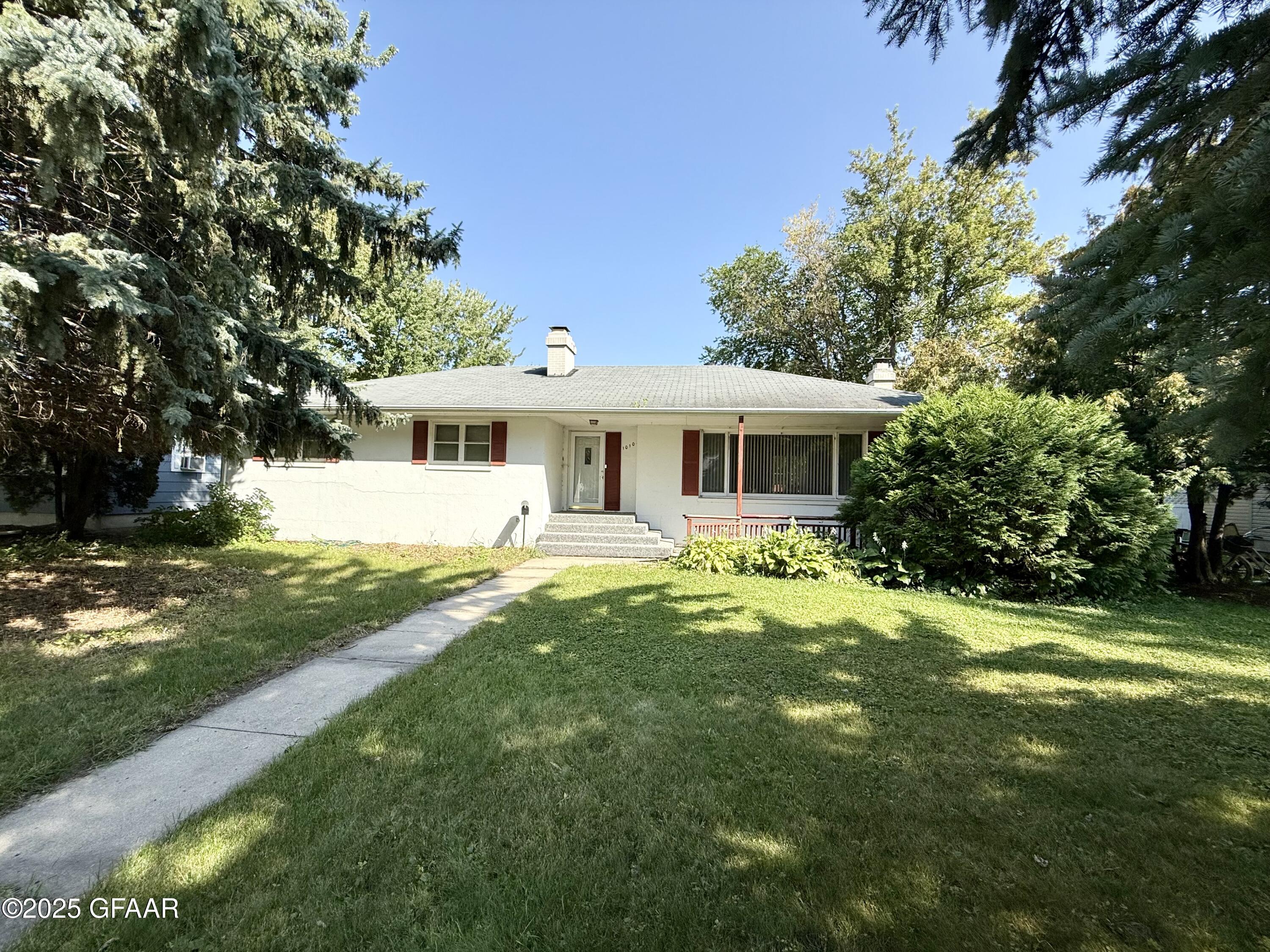 main property photo 0