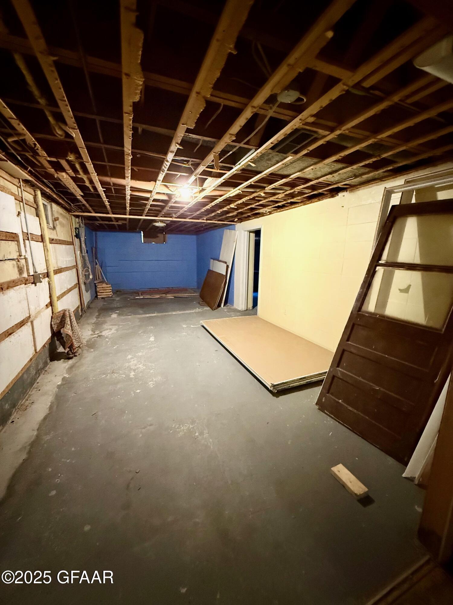 property viewer photo 16