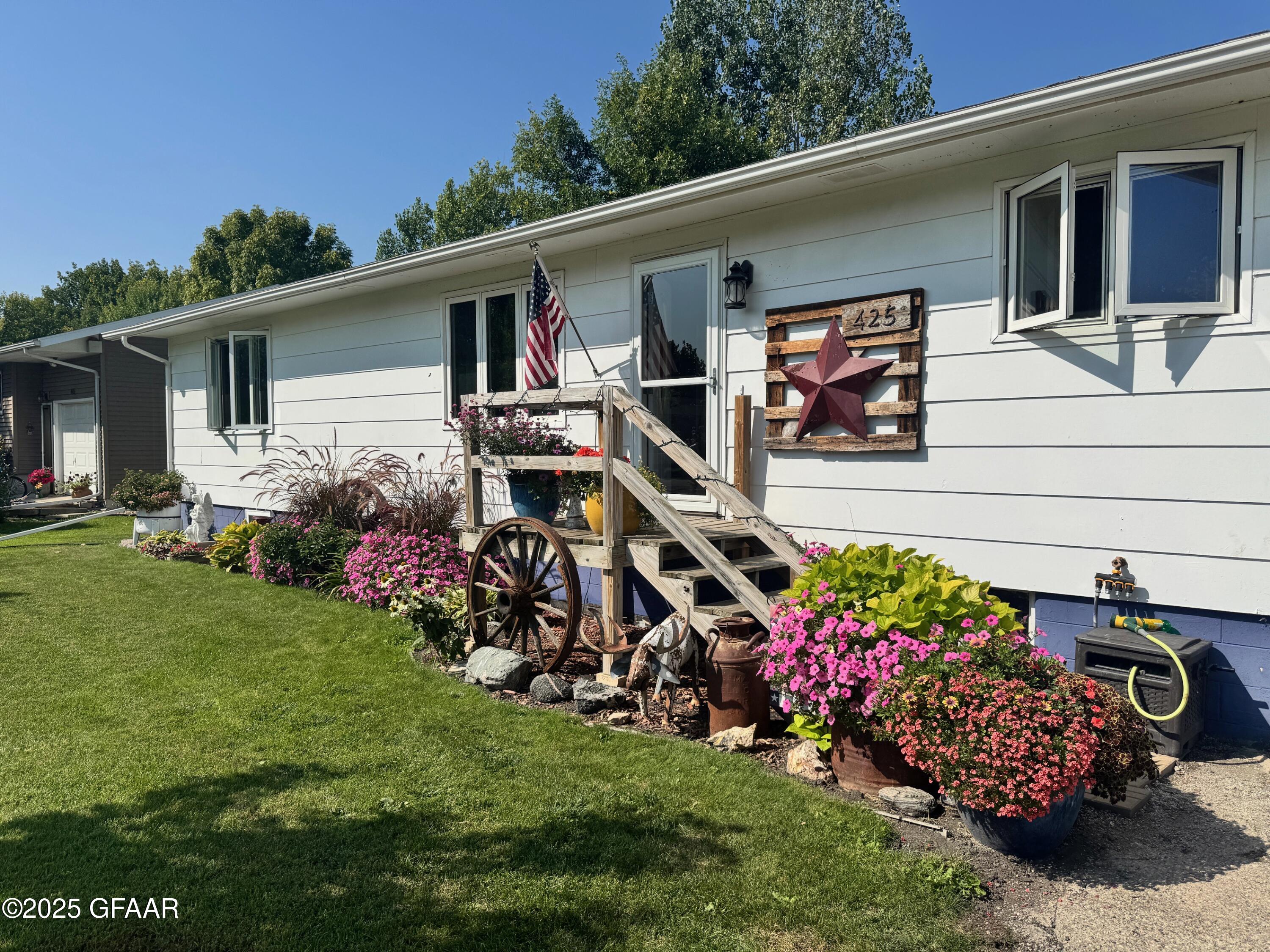 main property photo 54