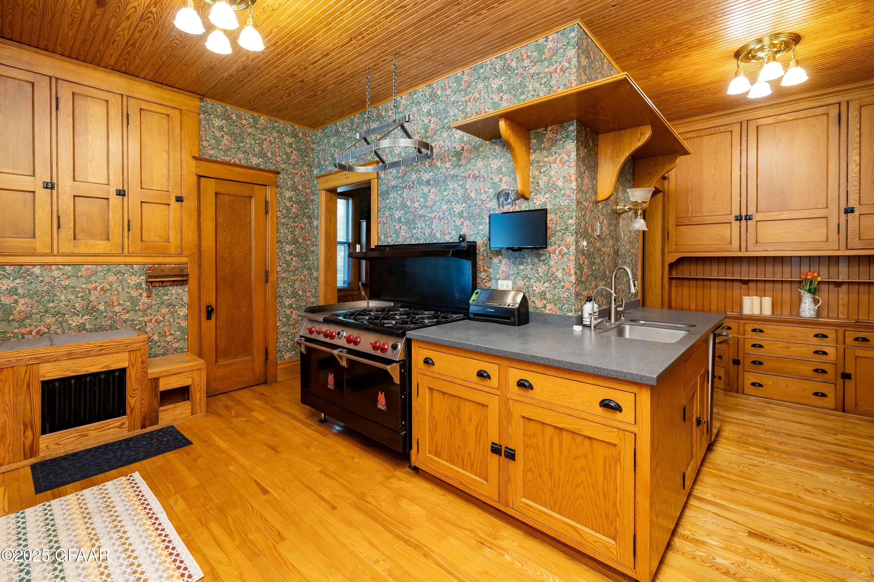 property viewer photo 17