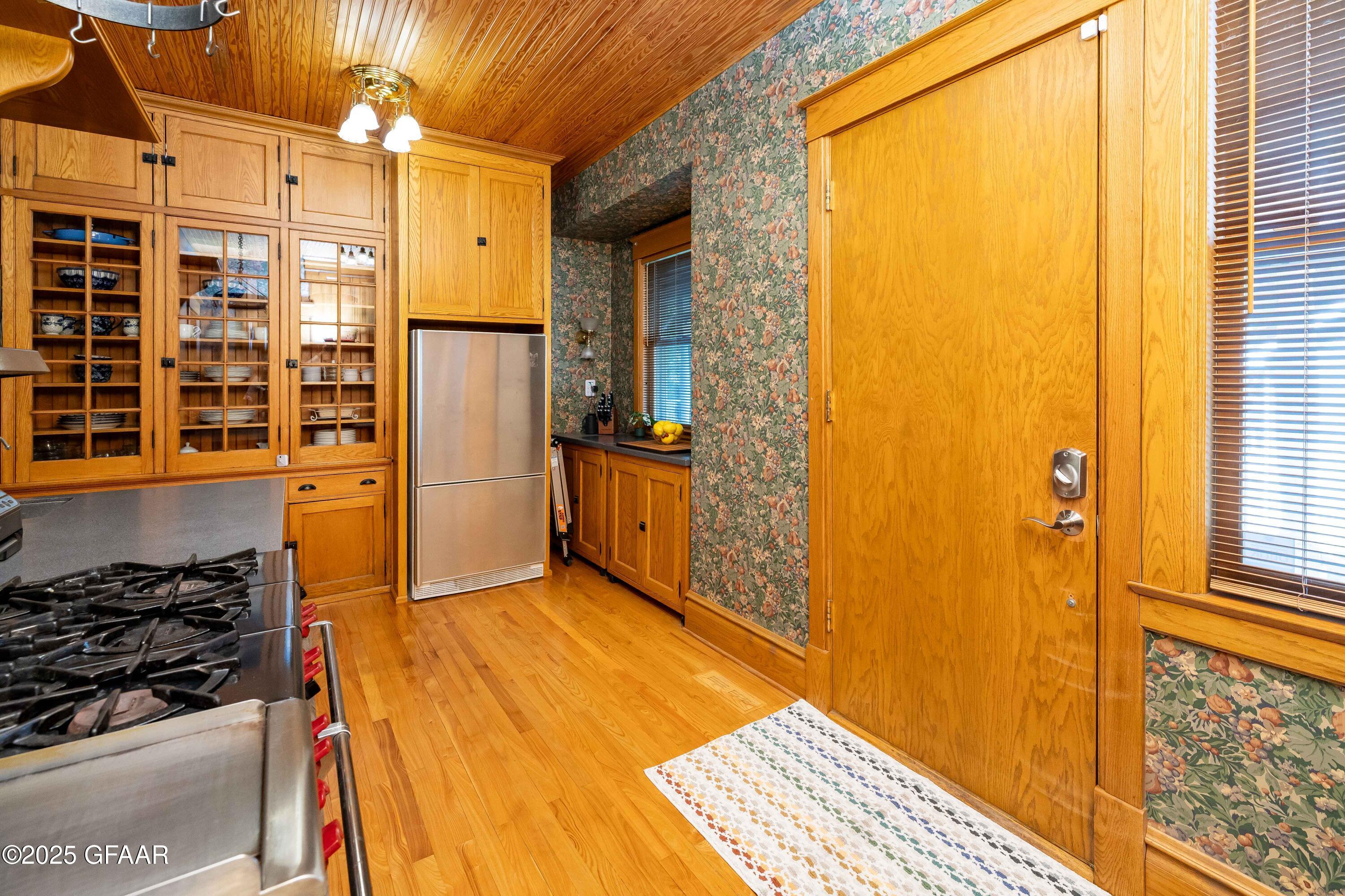 property viewer photo 19