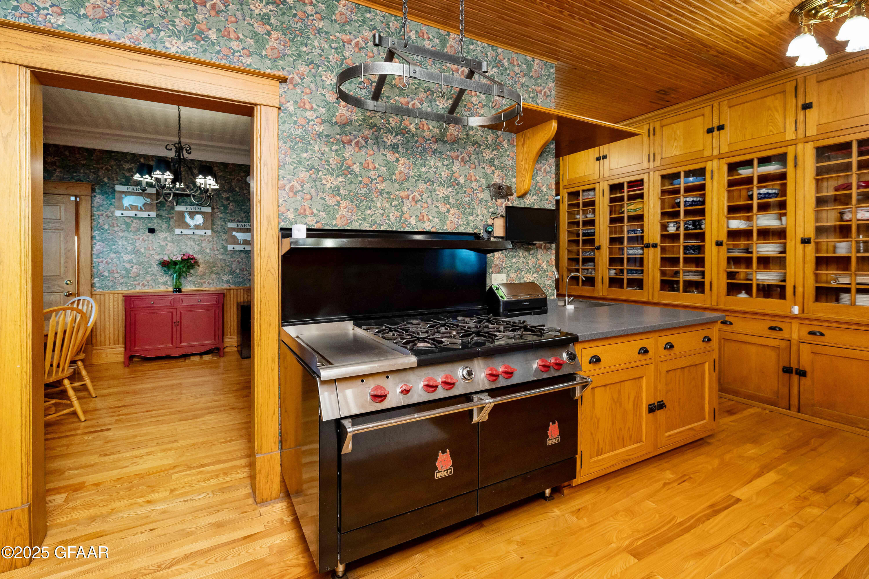 property viewer photo 20