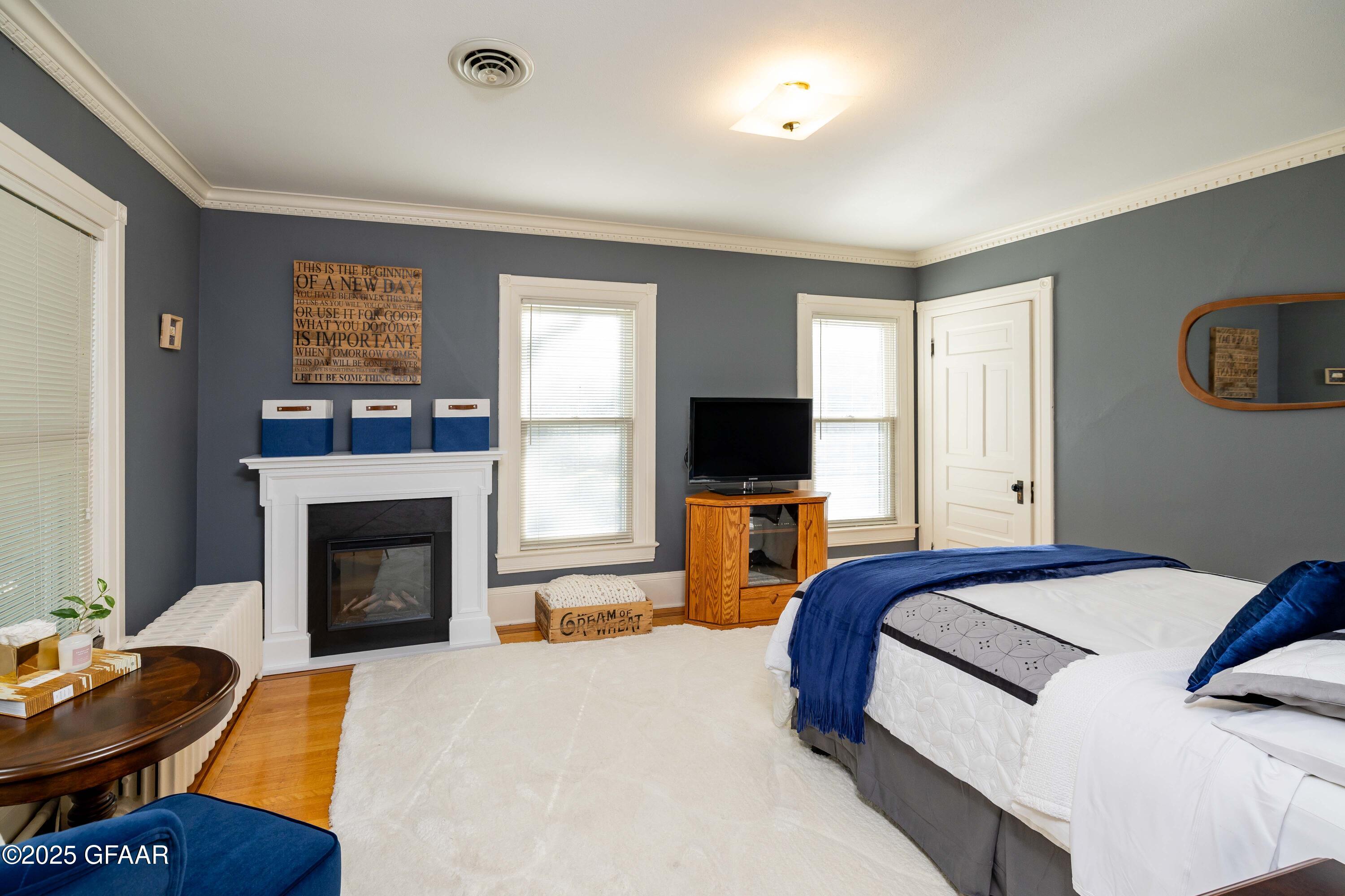property viewer photo 27