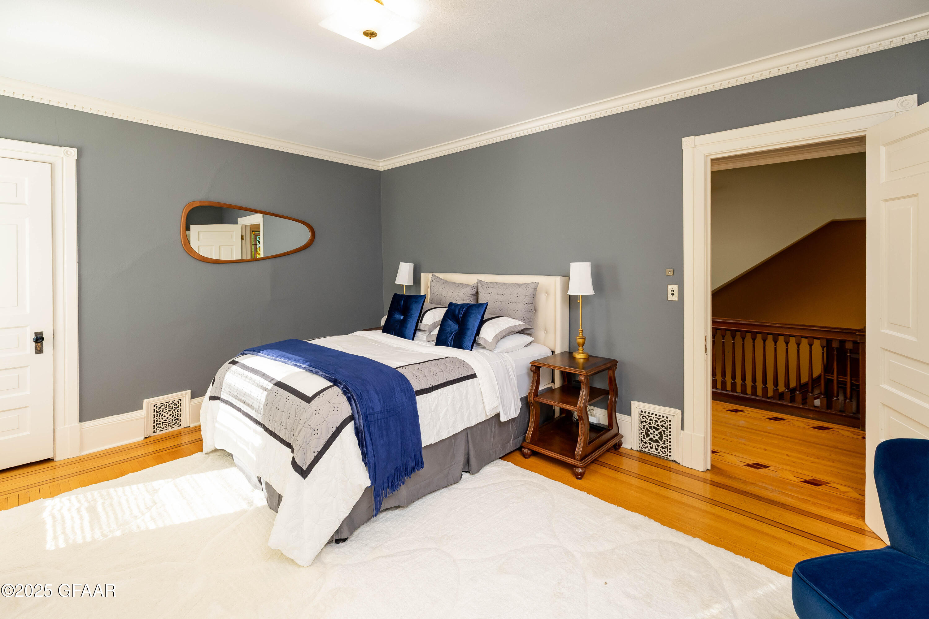 property viewer photo 28