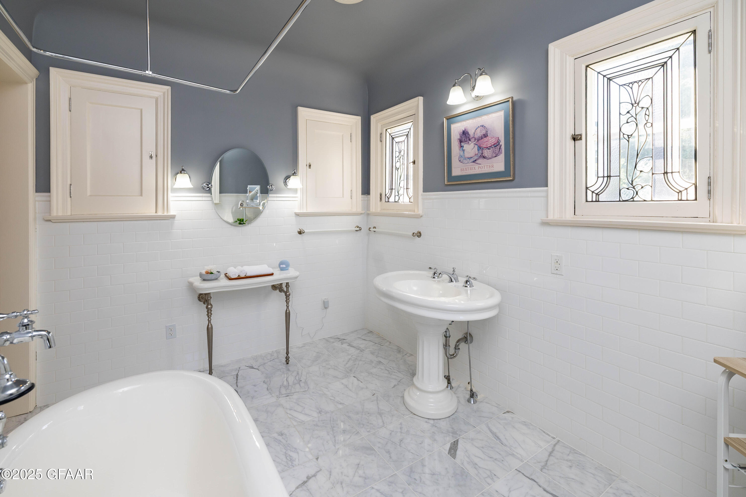 property viewer photo 35
