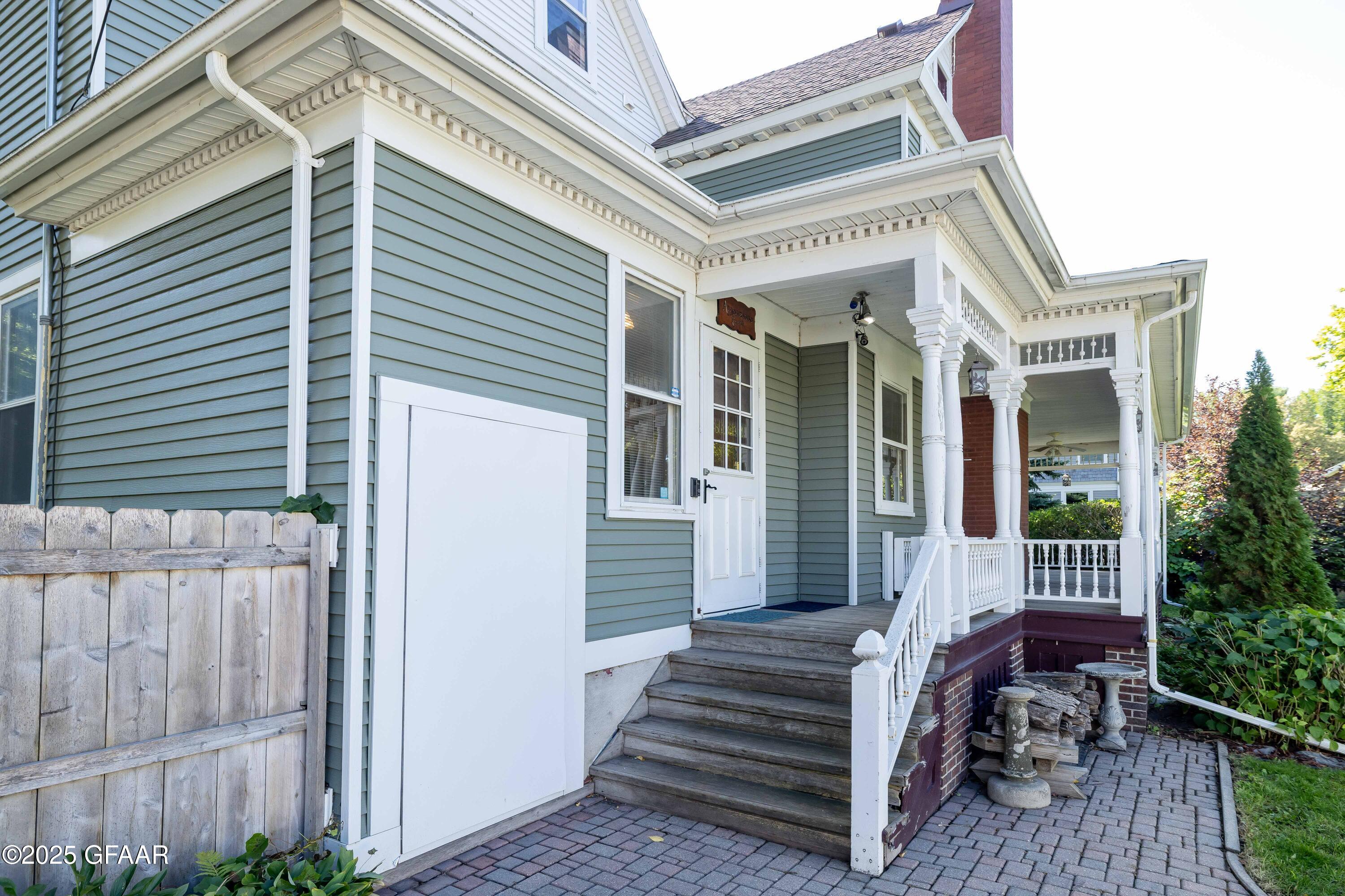 property viewer photo 41