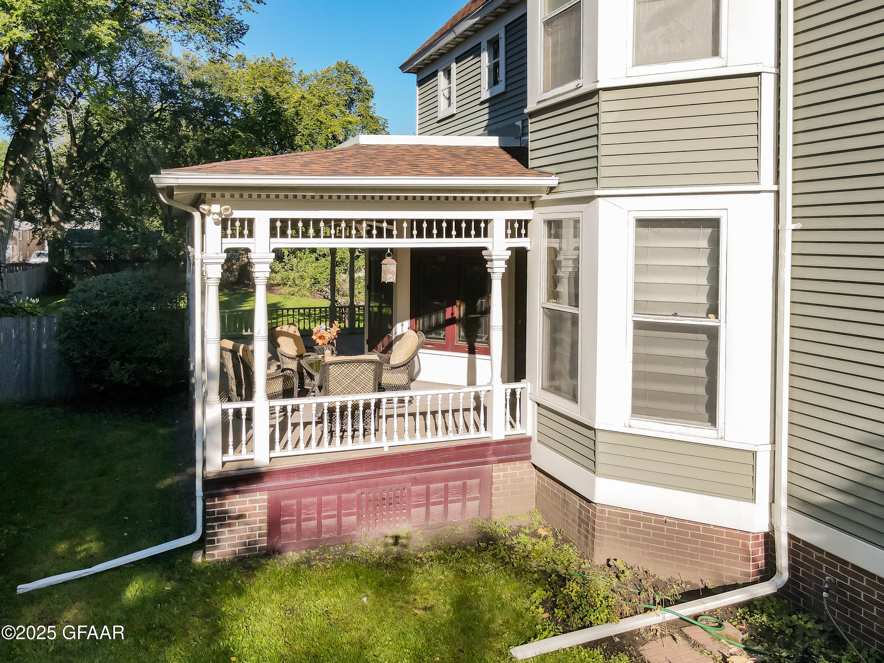 property viewer photo 57