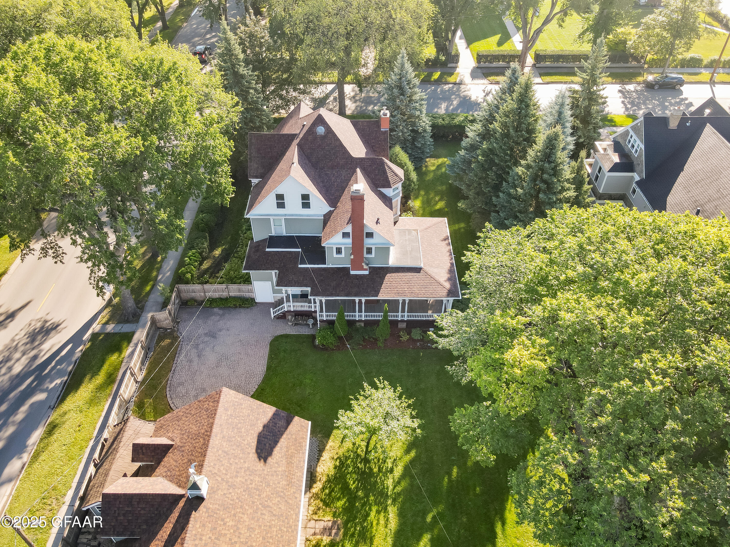 property viewer photo 58