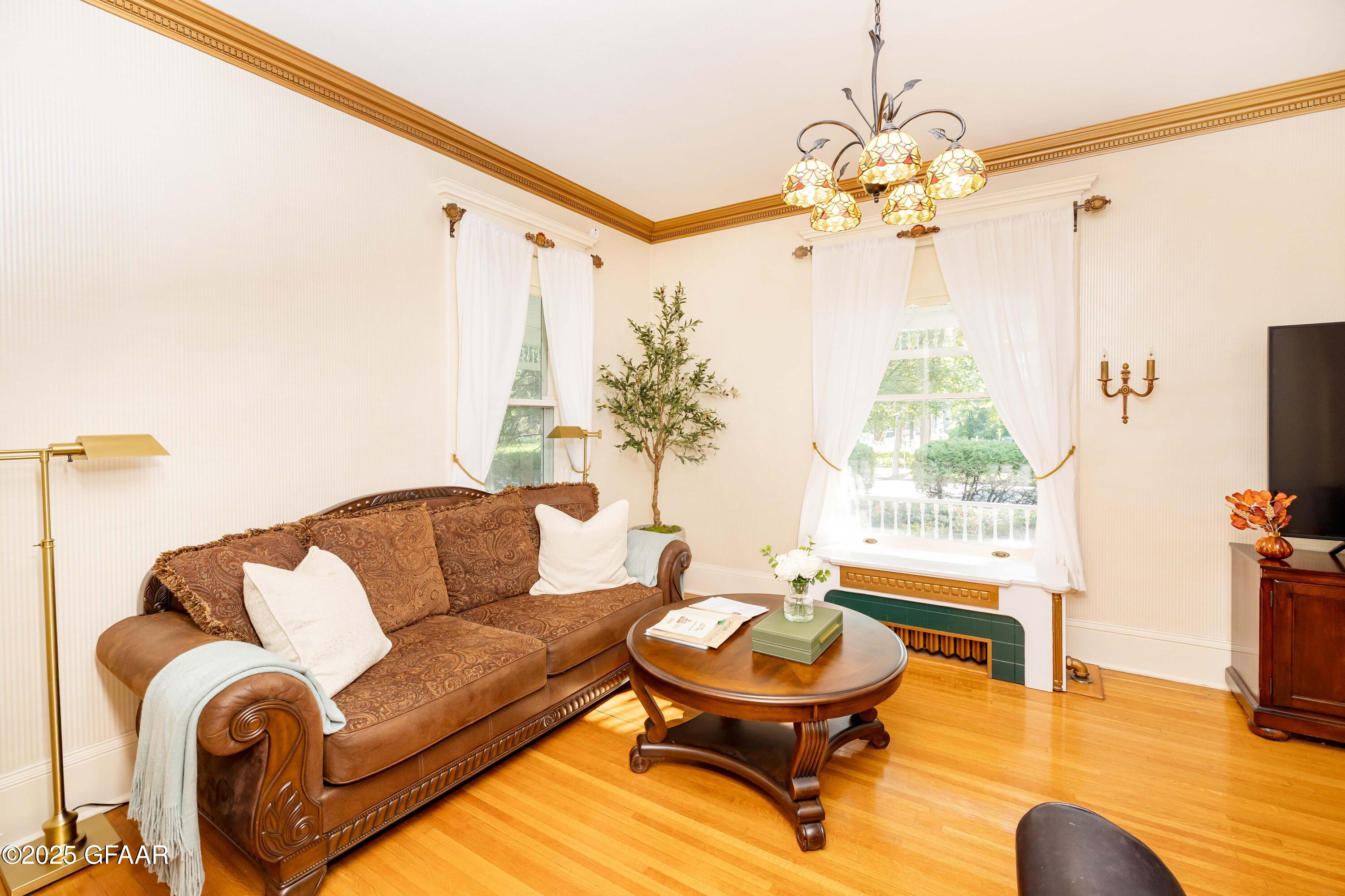 property viewer photo 6