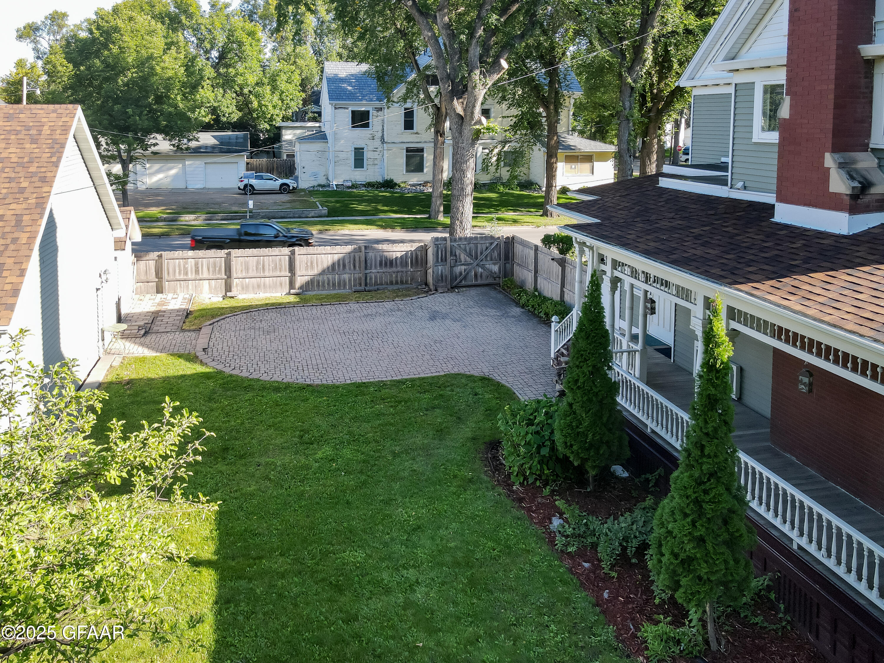 property viewer photo 66