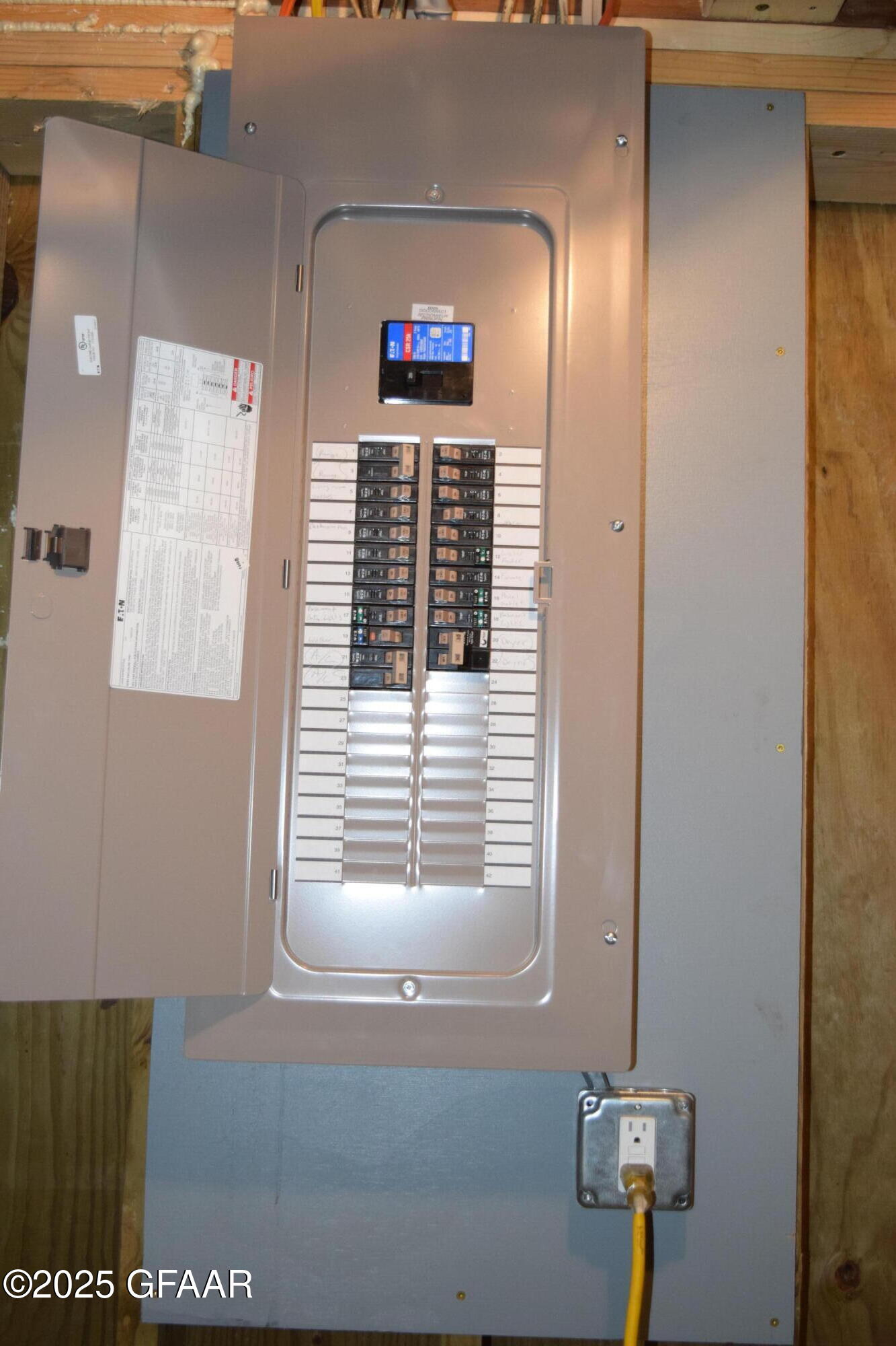 main property photo 24