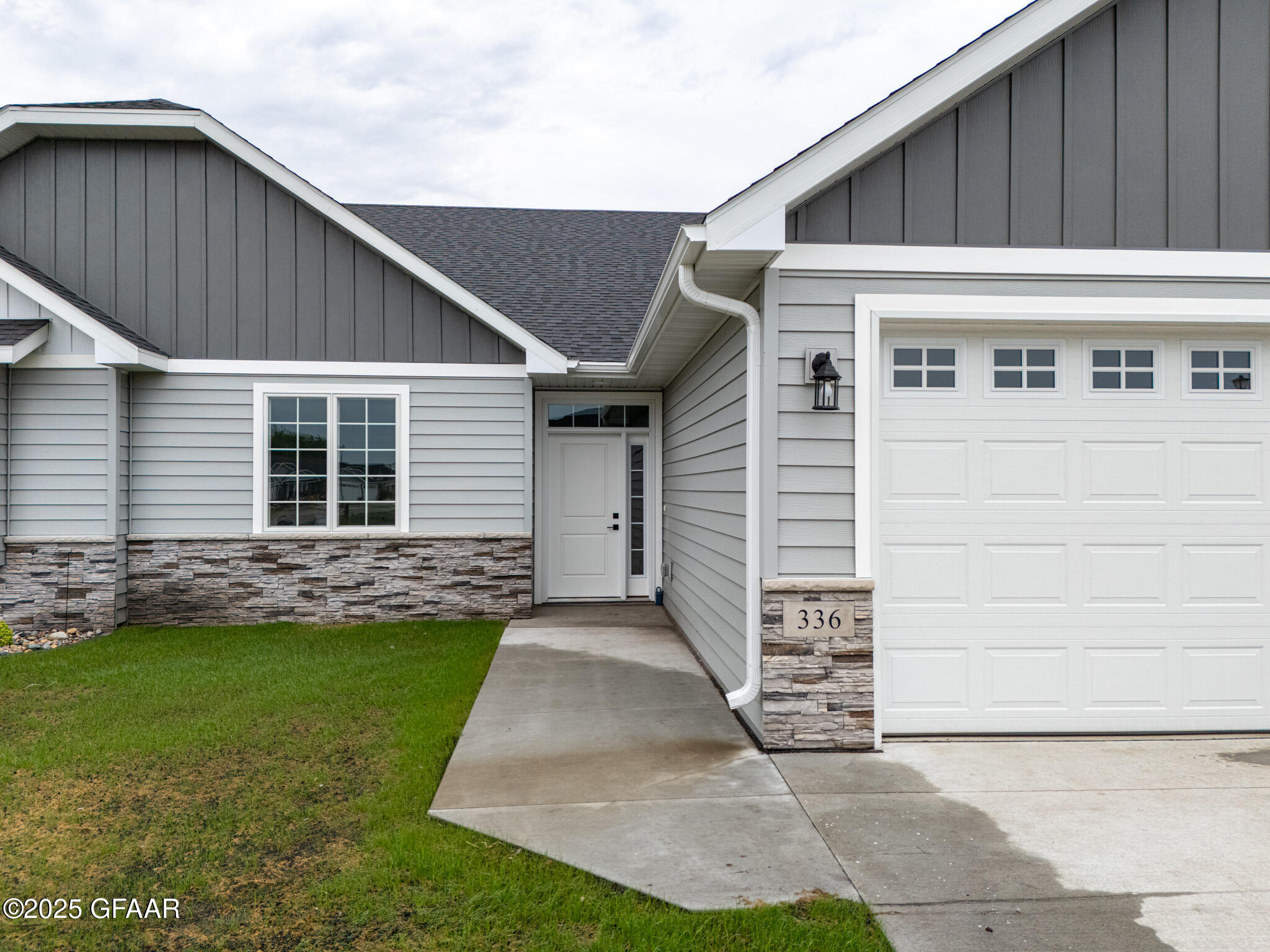 property viewer photo 25