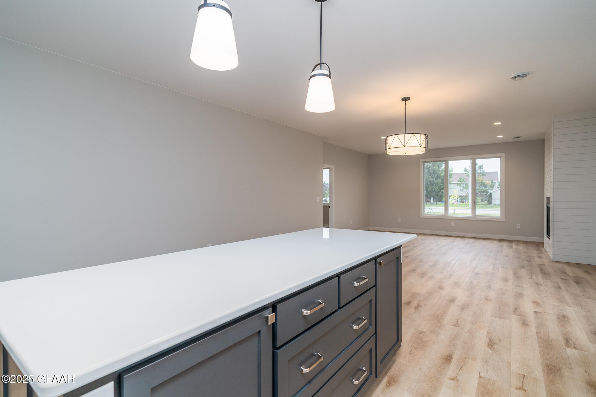 property viewer photo 5
