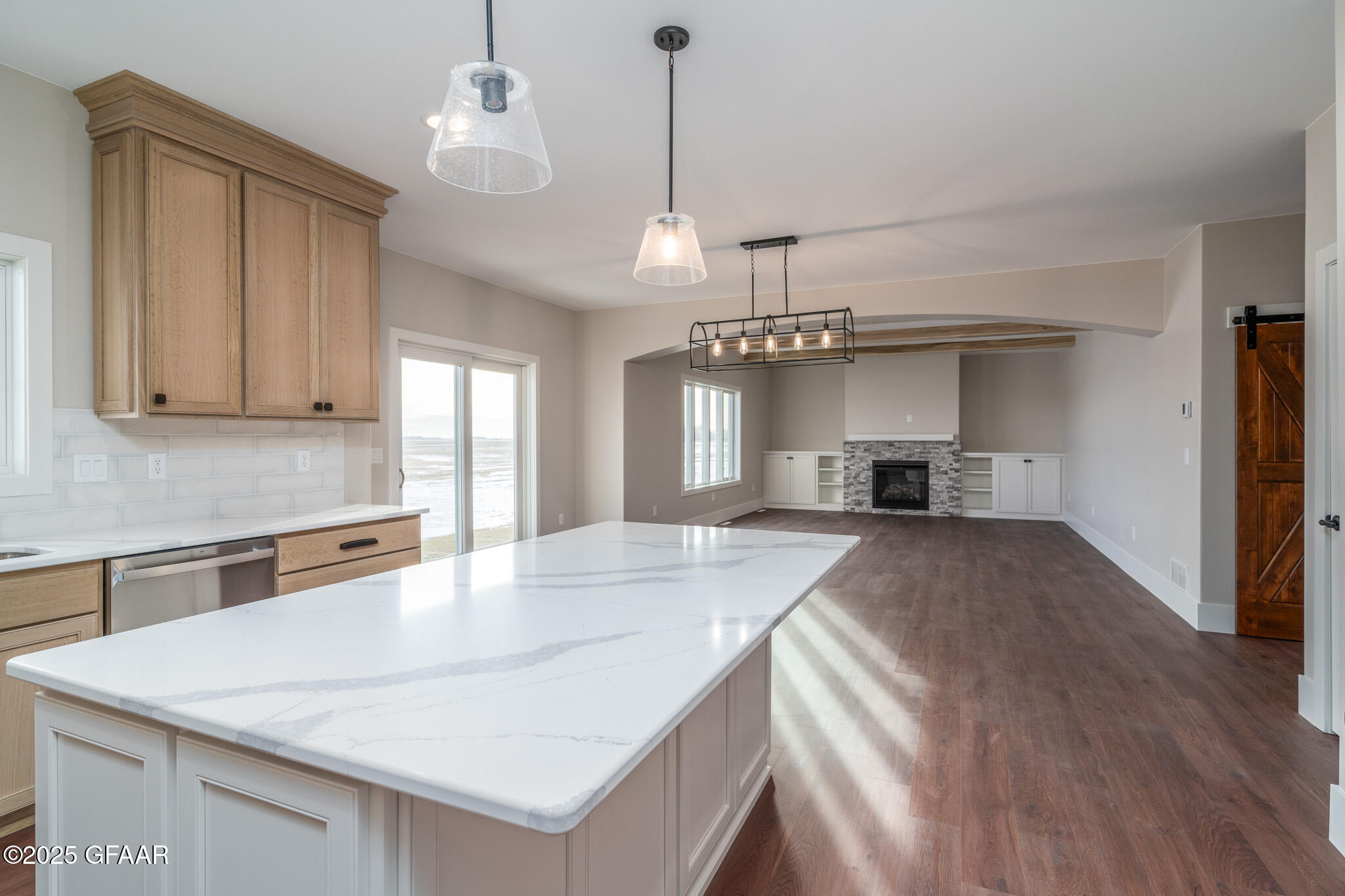 property viewer photo 11