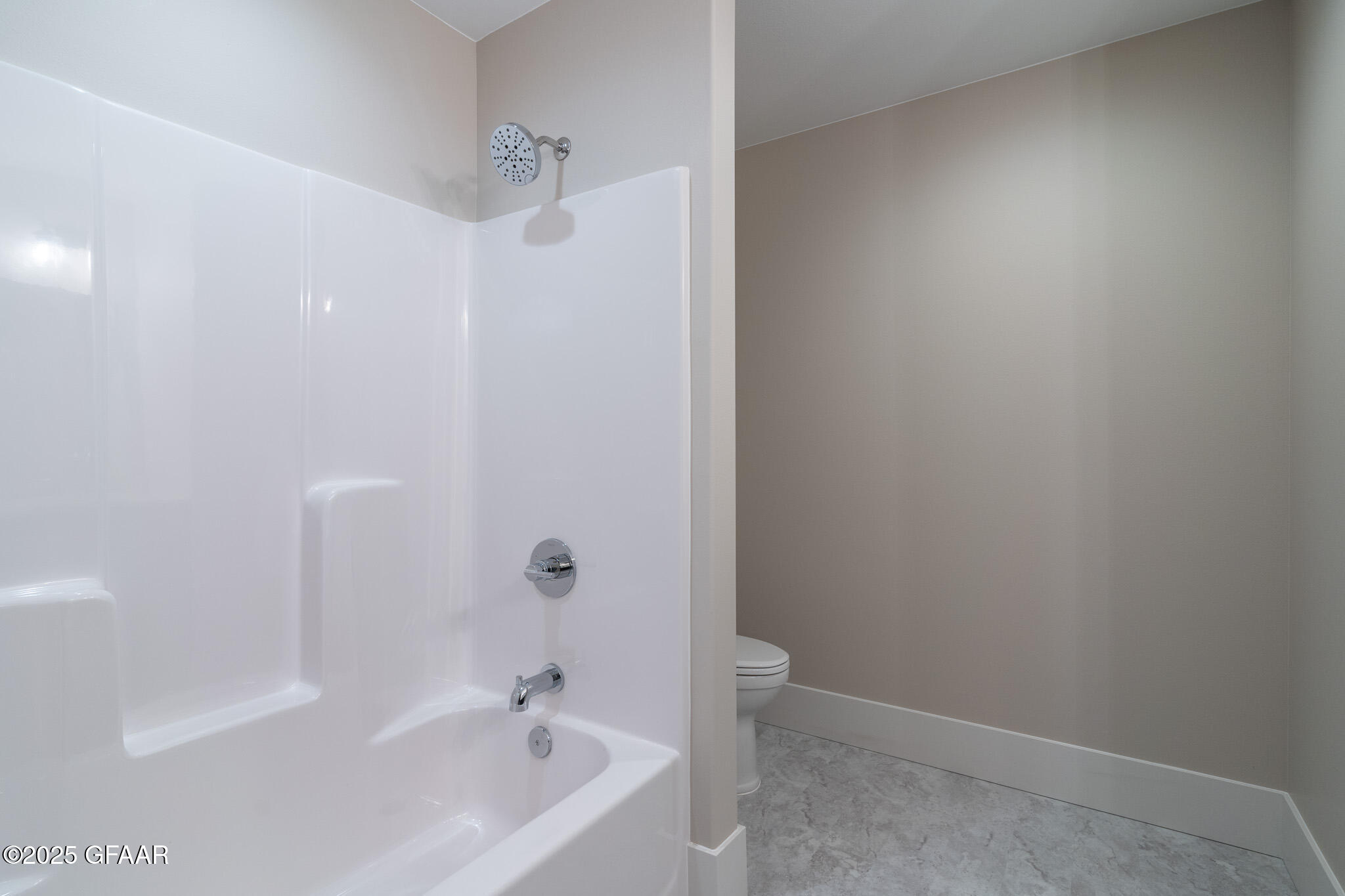 property viewer photo 27