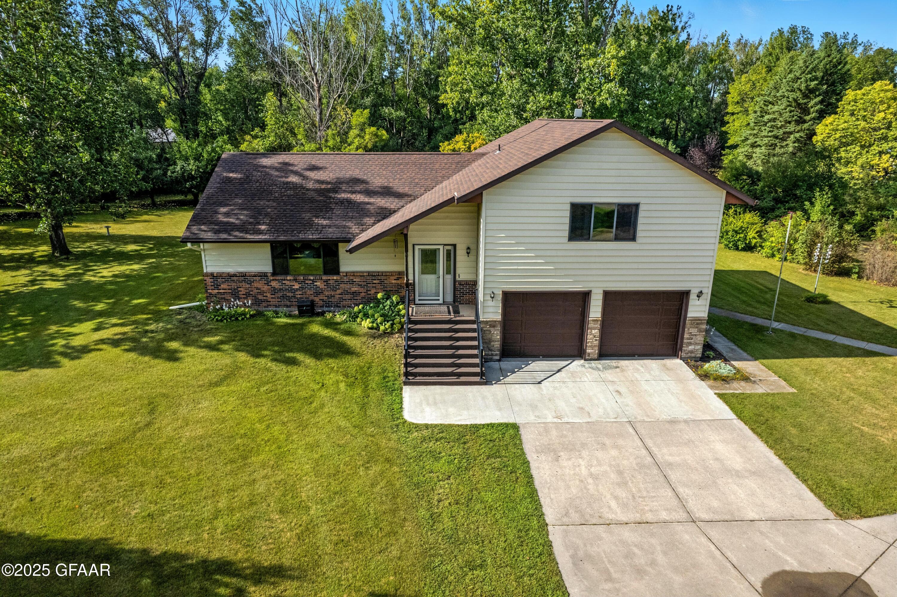 property viewer photo 2