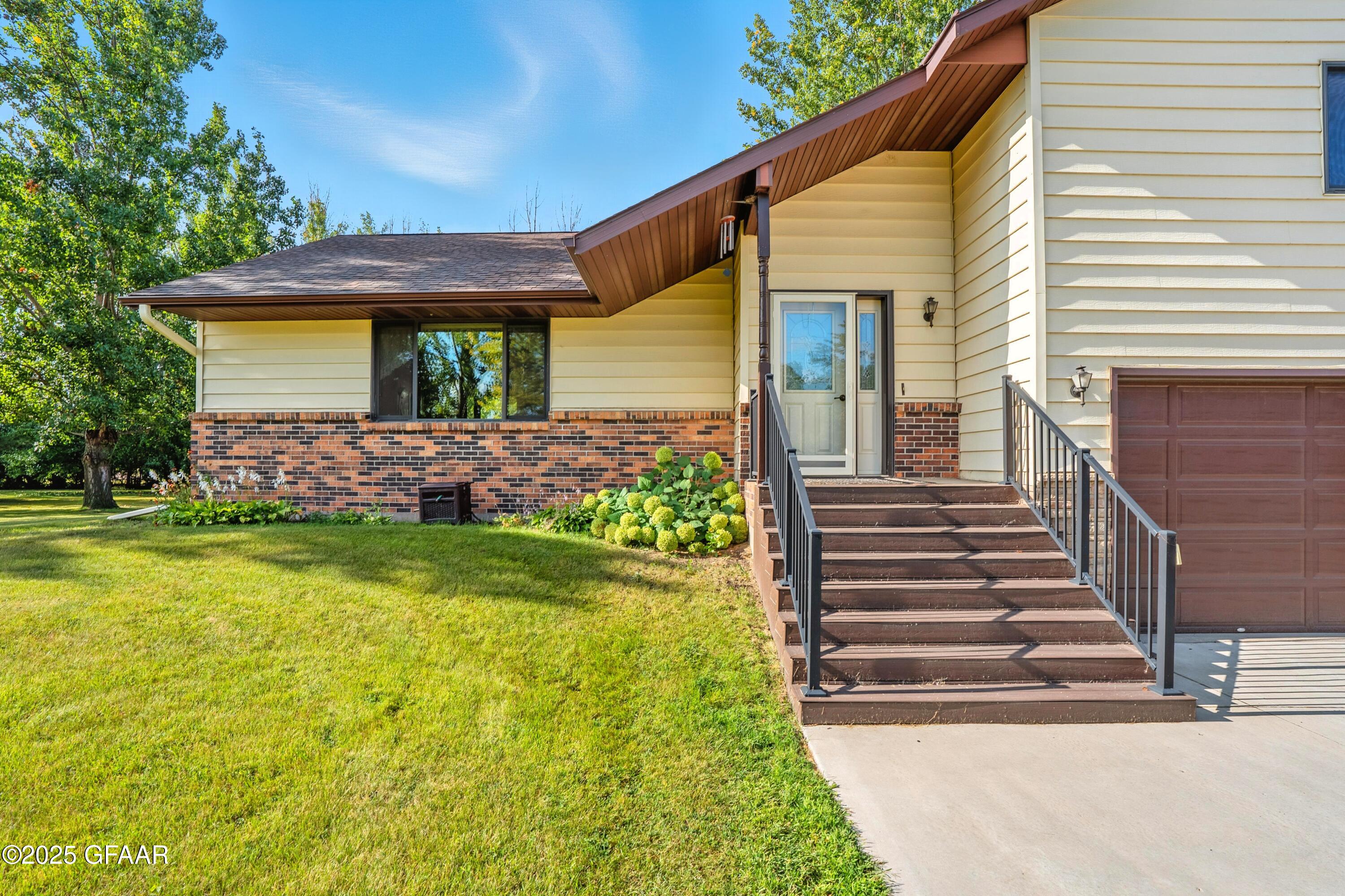 property viewer photo 3