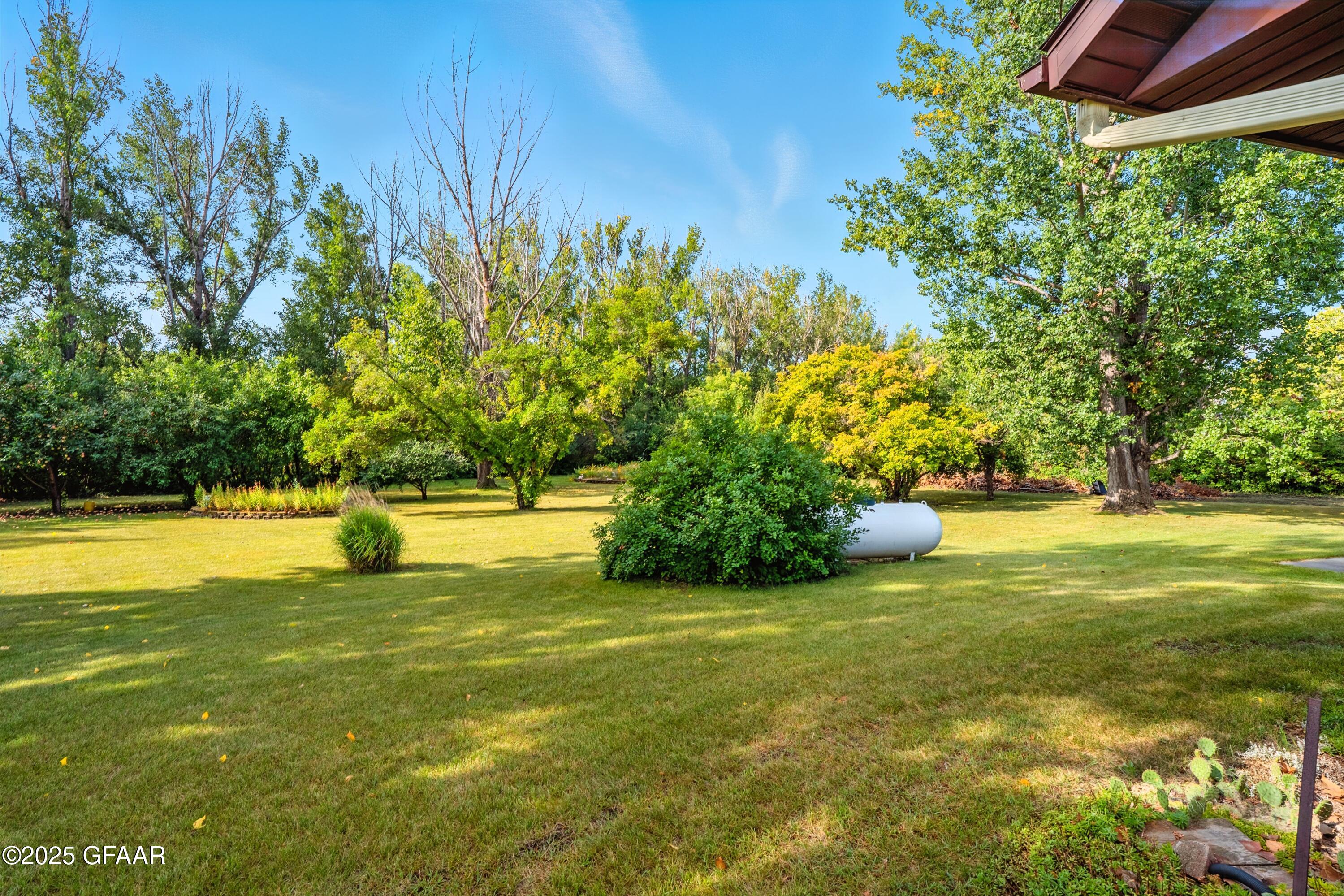 property viewer photo 46