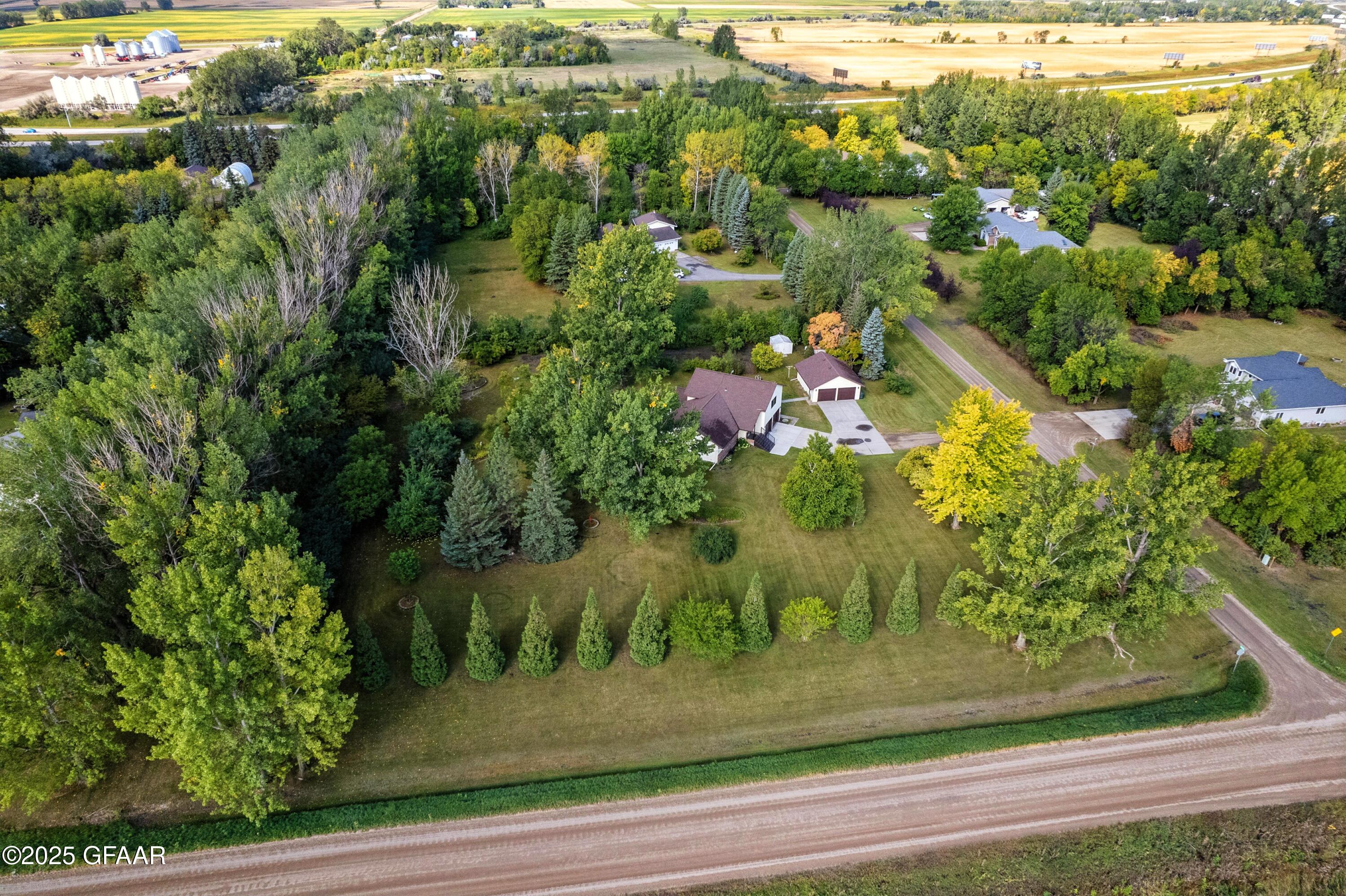 property viewer photo 47