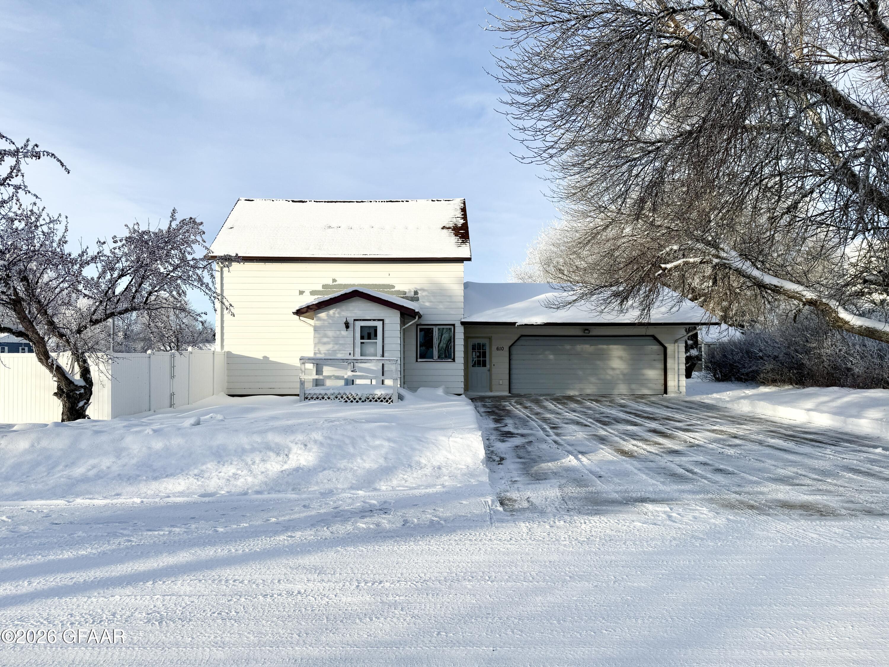 main property photo 0