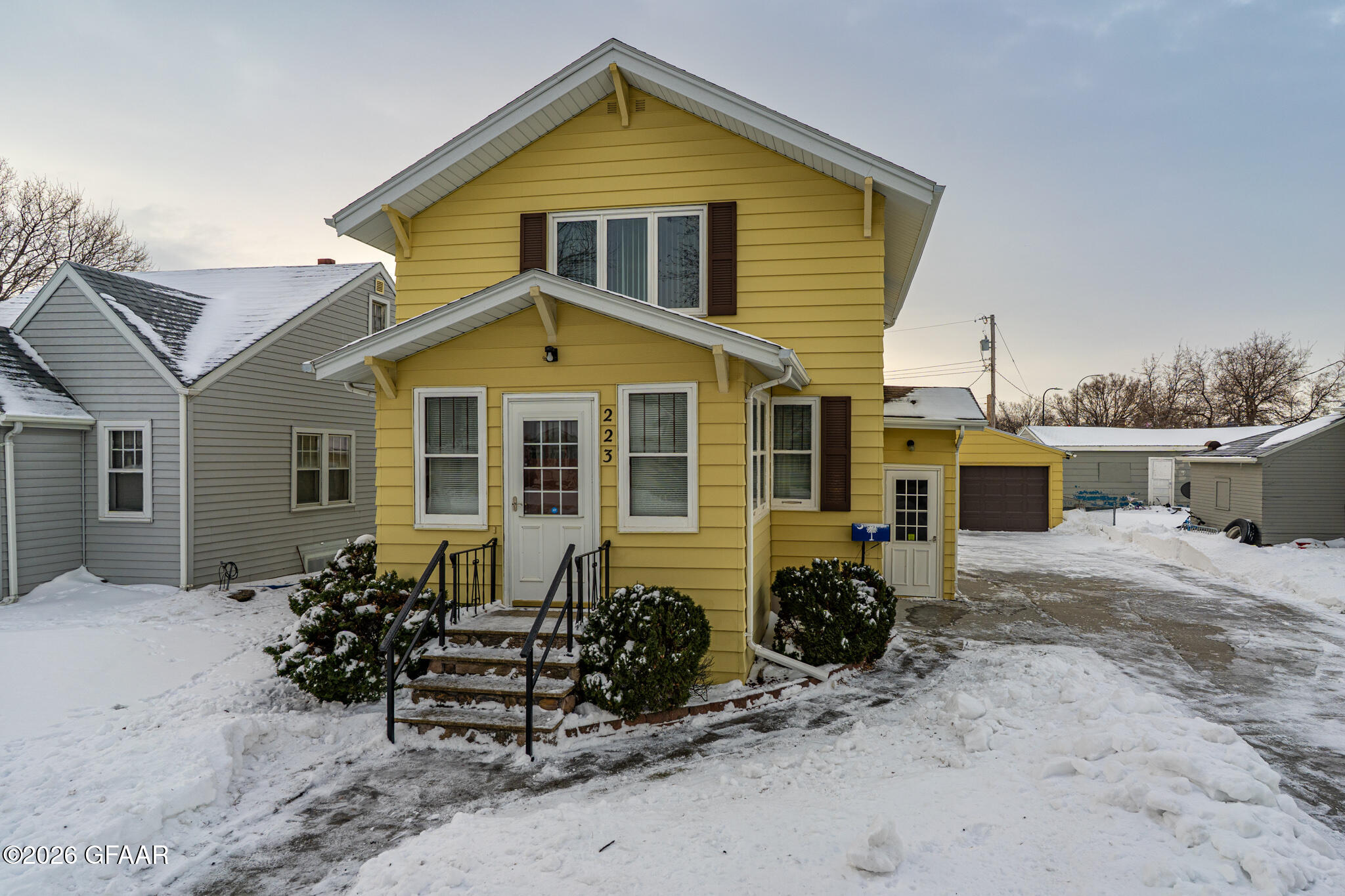 main property photo 0