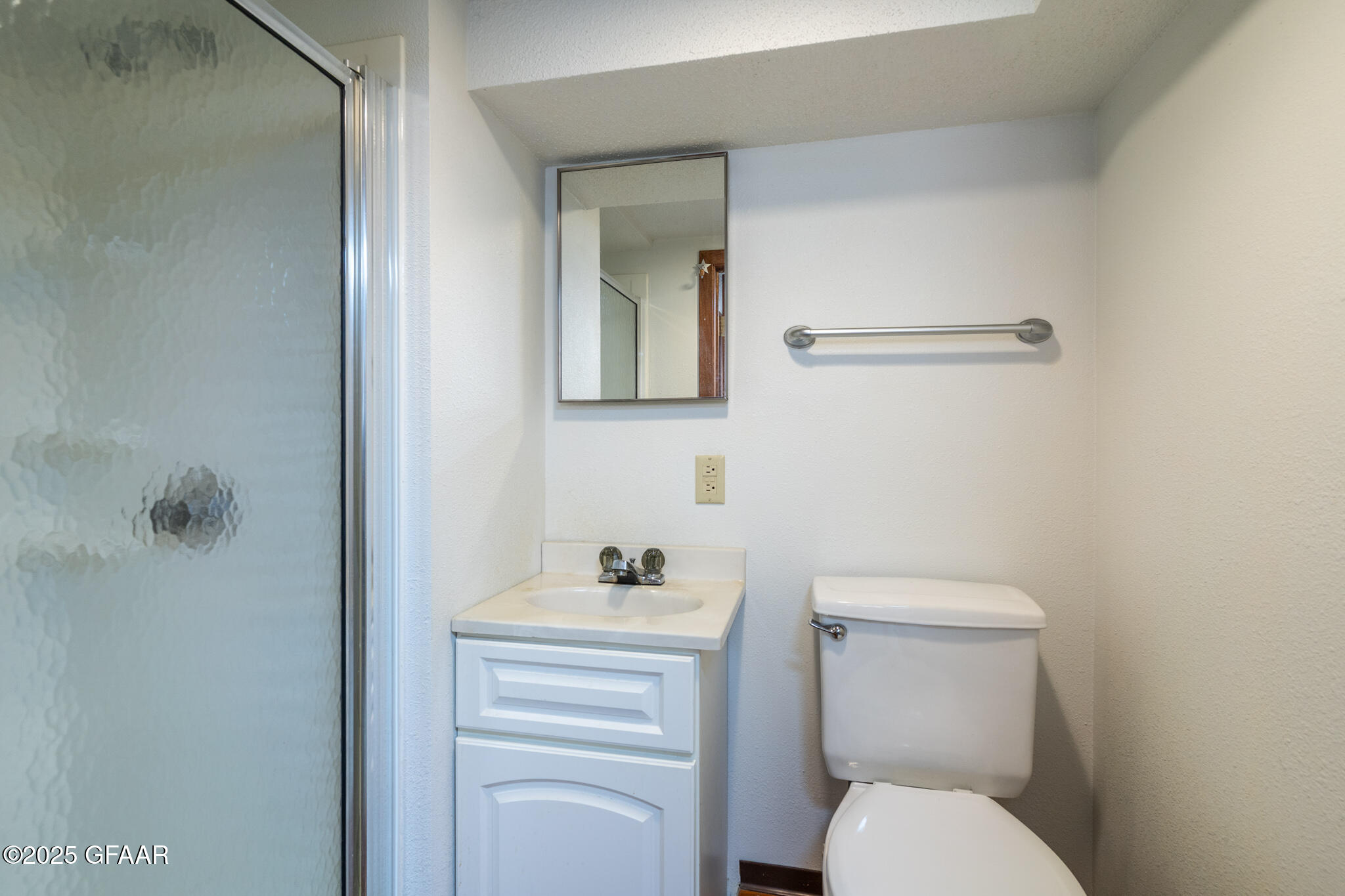property viewer photo 25