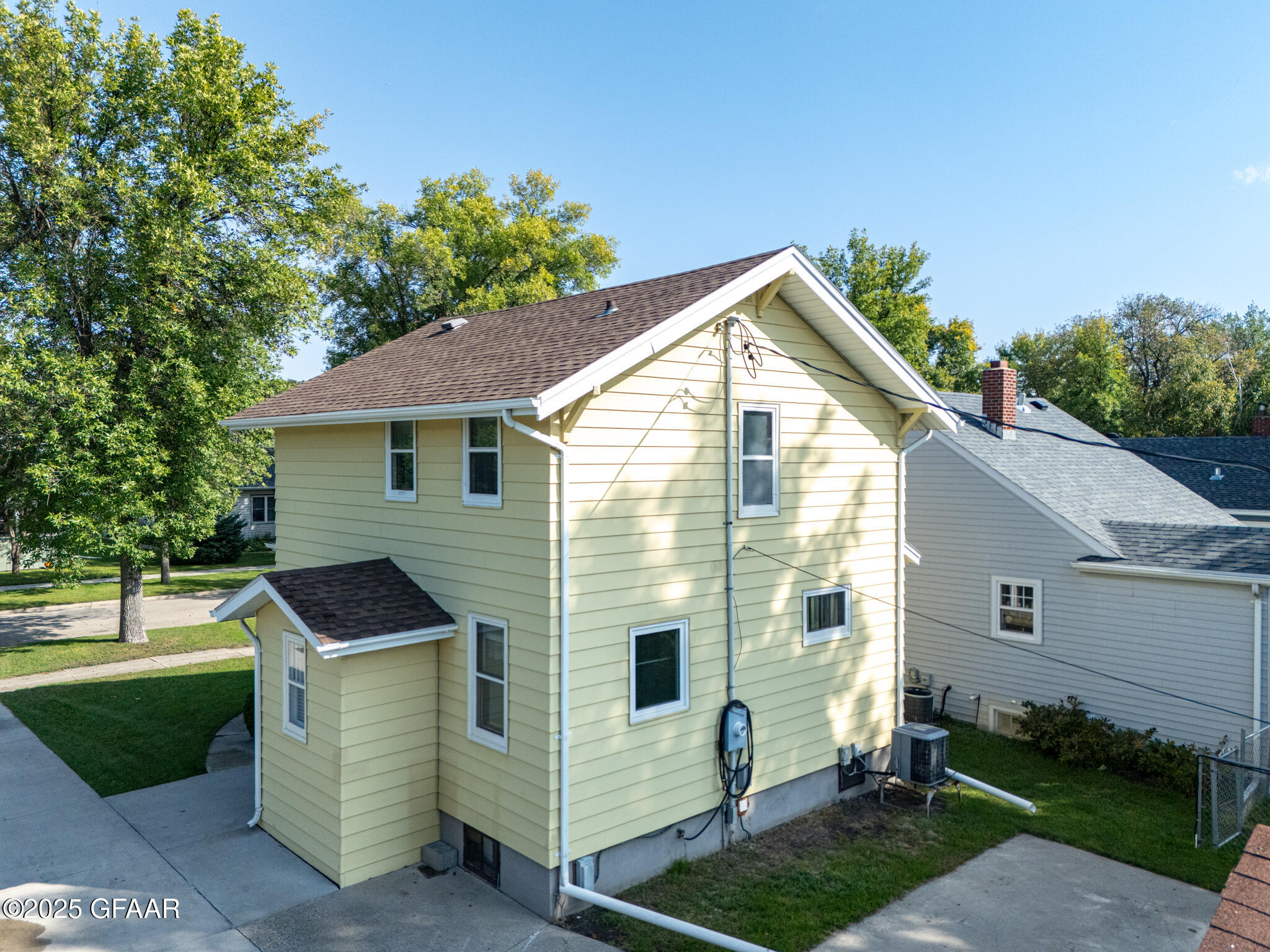property viewer photo 37