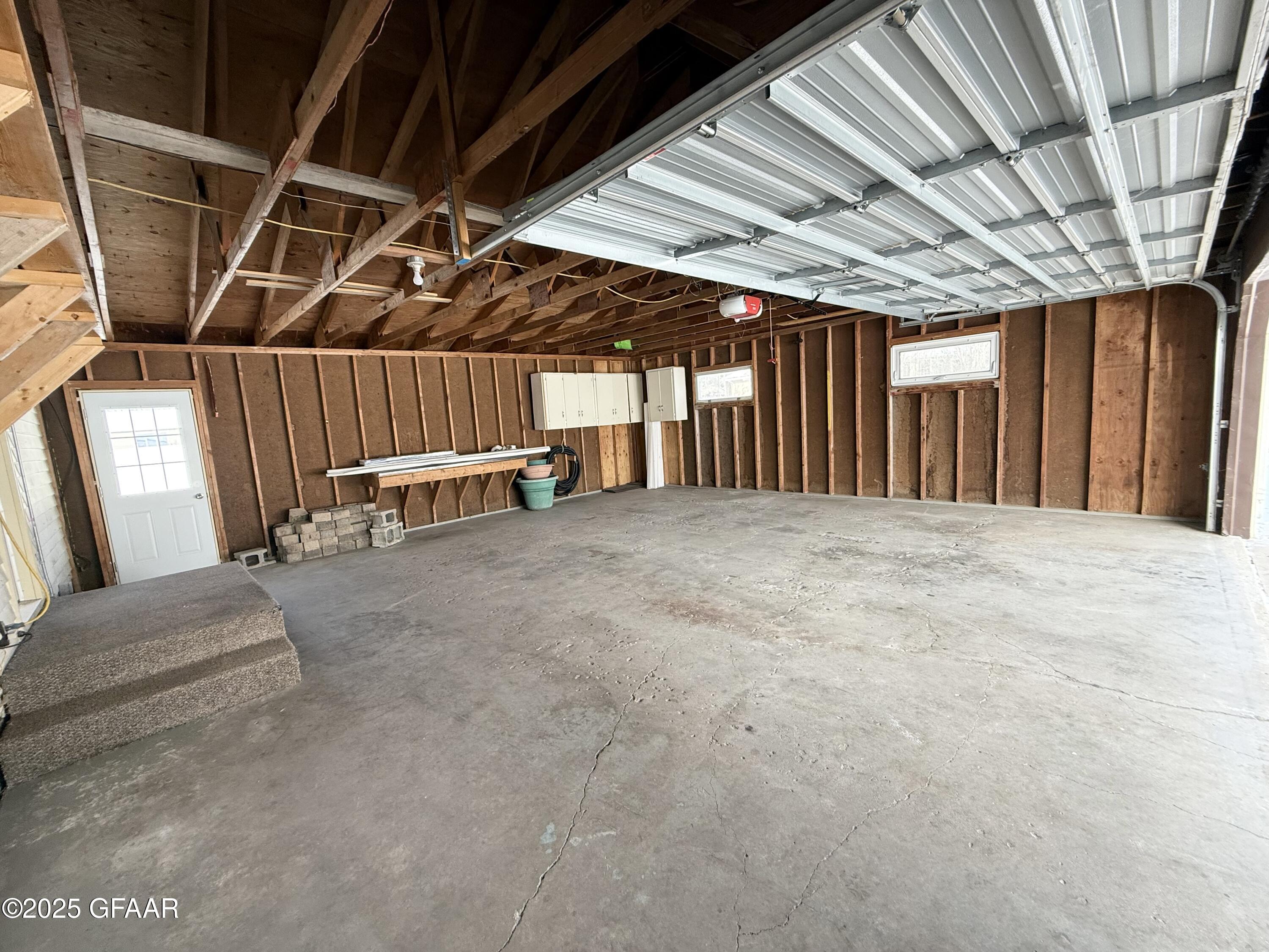 property viewer photo 10