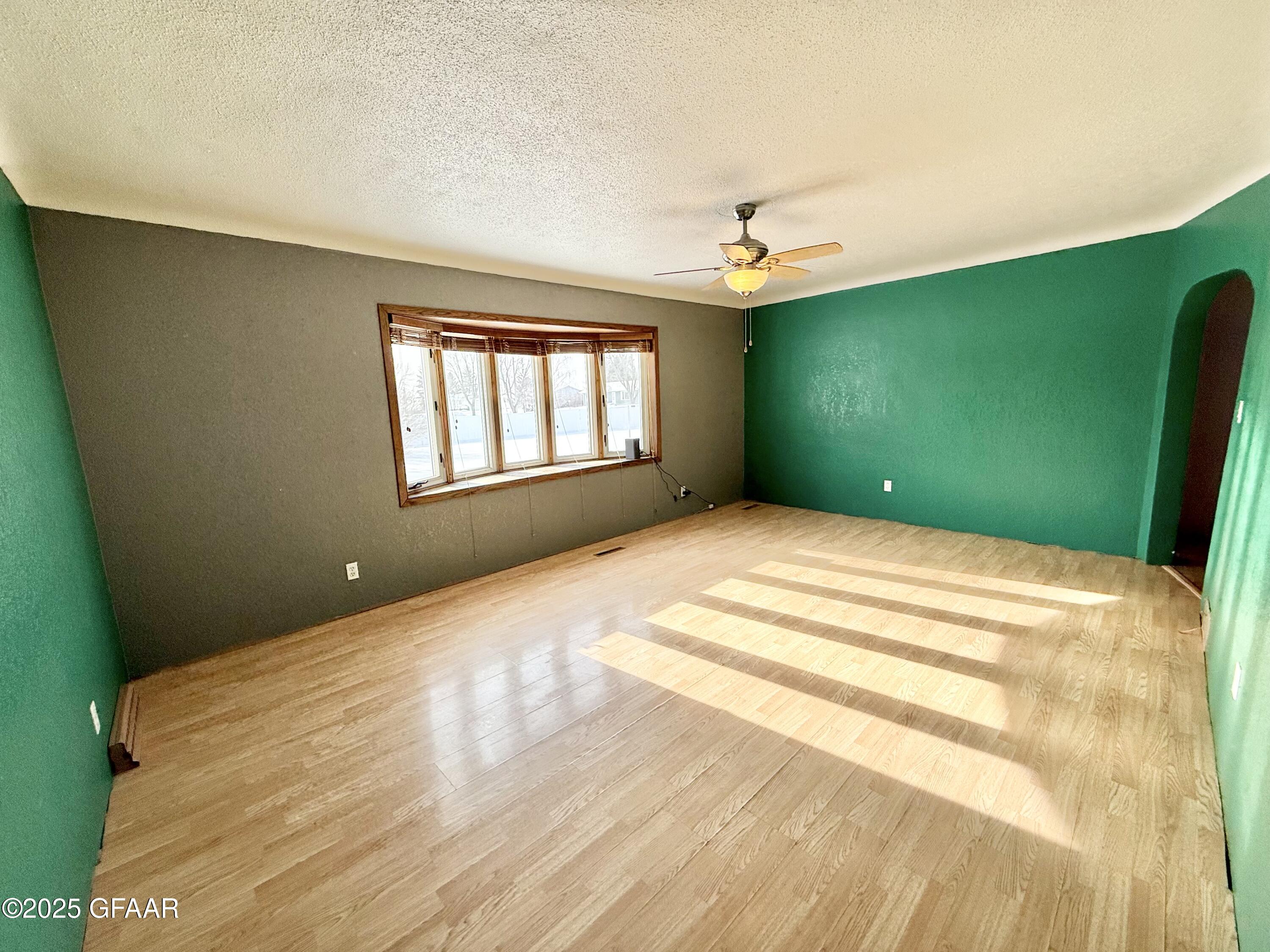property viewer photo 17