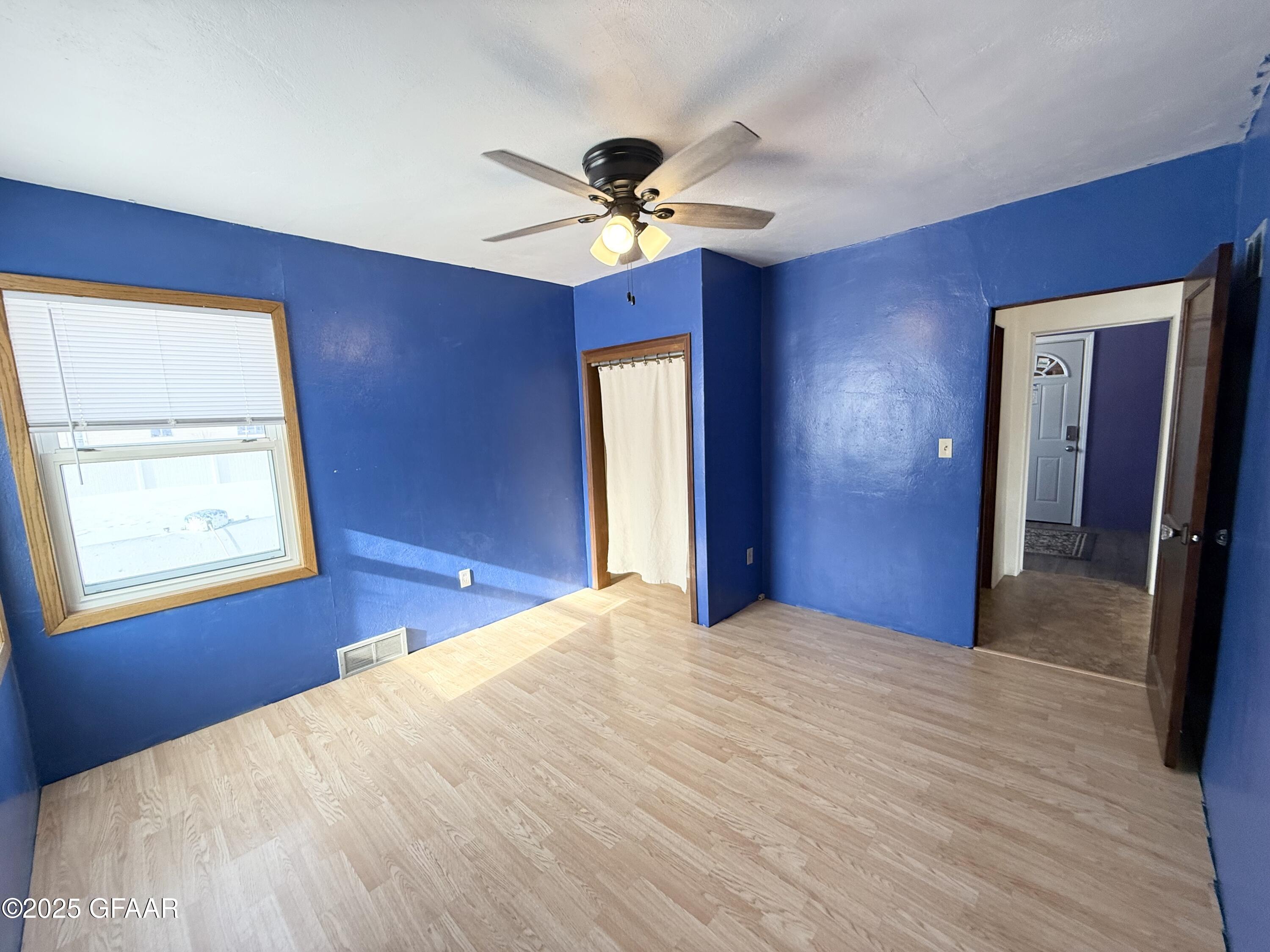 property viewer photo 19