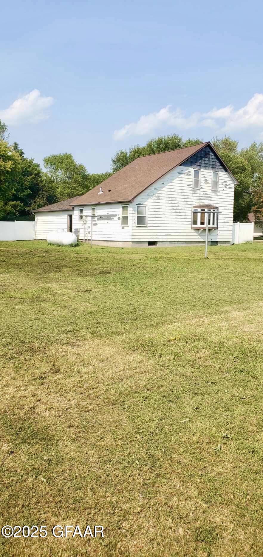 property viewer photo 7