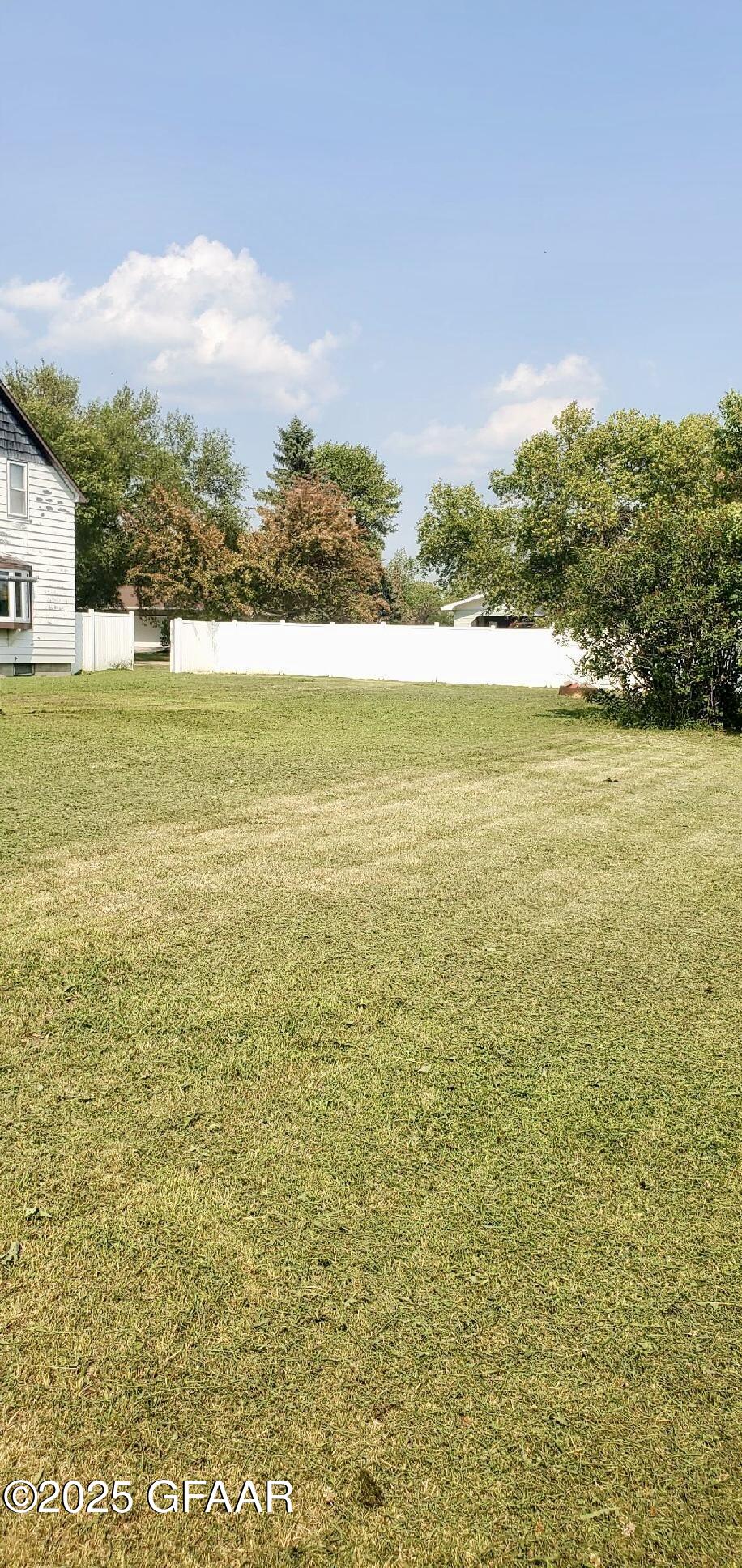 property viewer photo 9