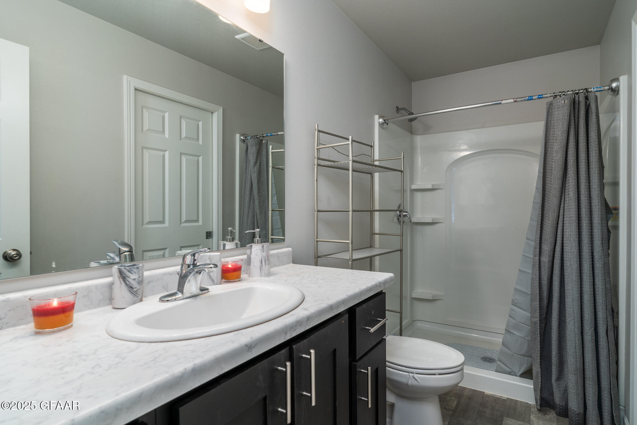 property viewer photo 10