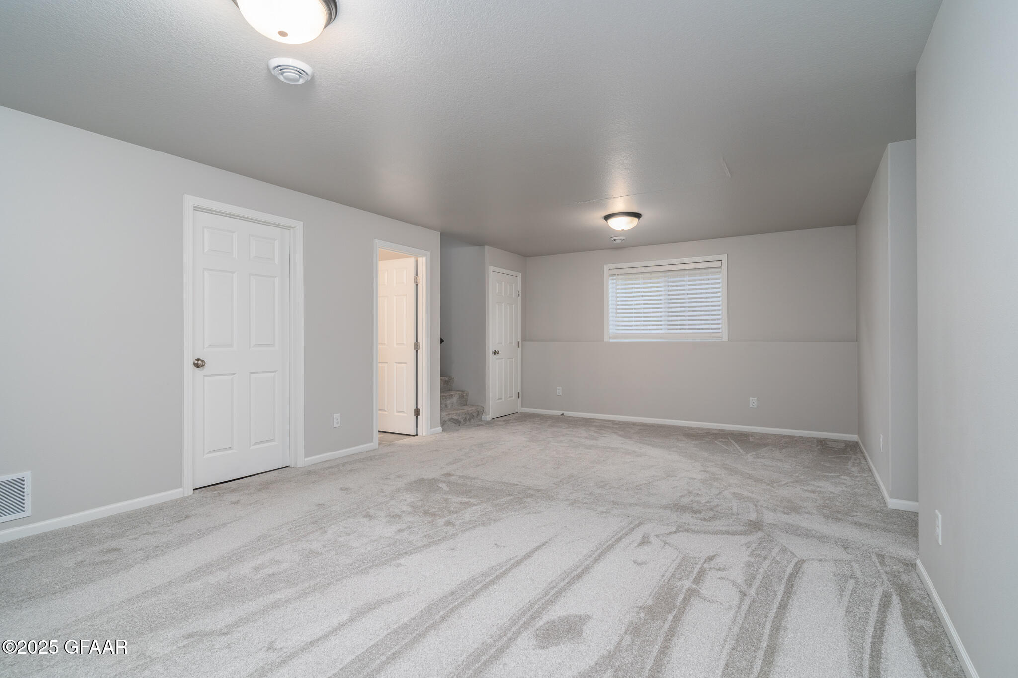 property viewer photo 14