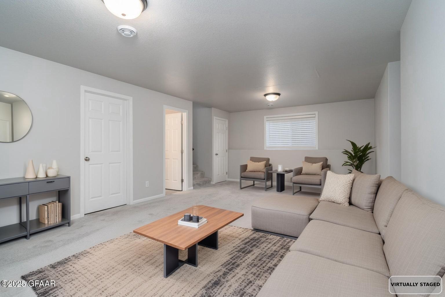 property viewer photo 15