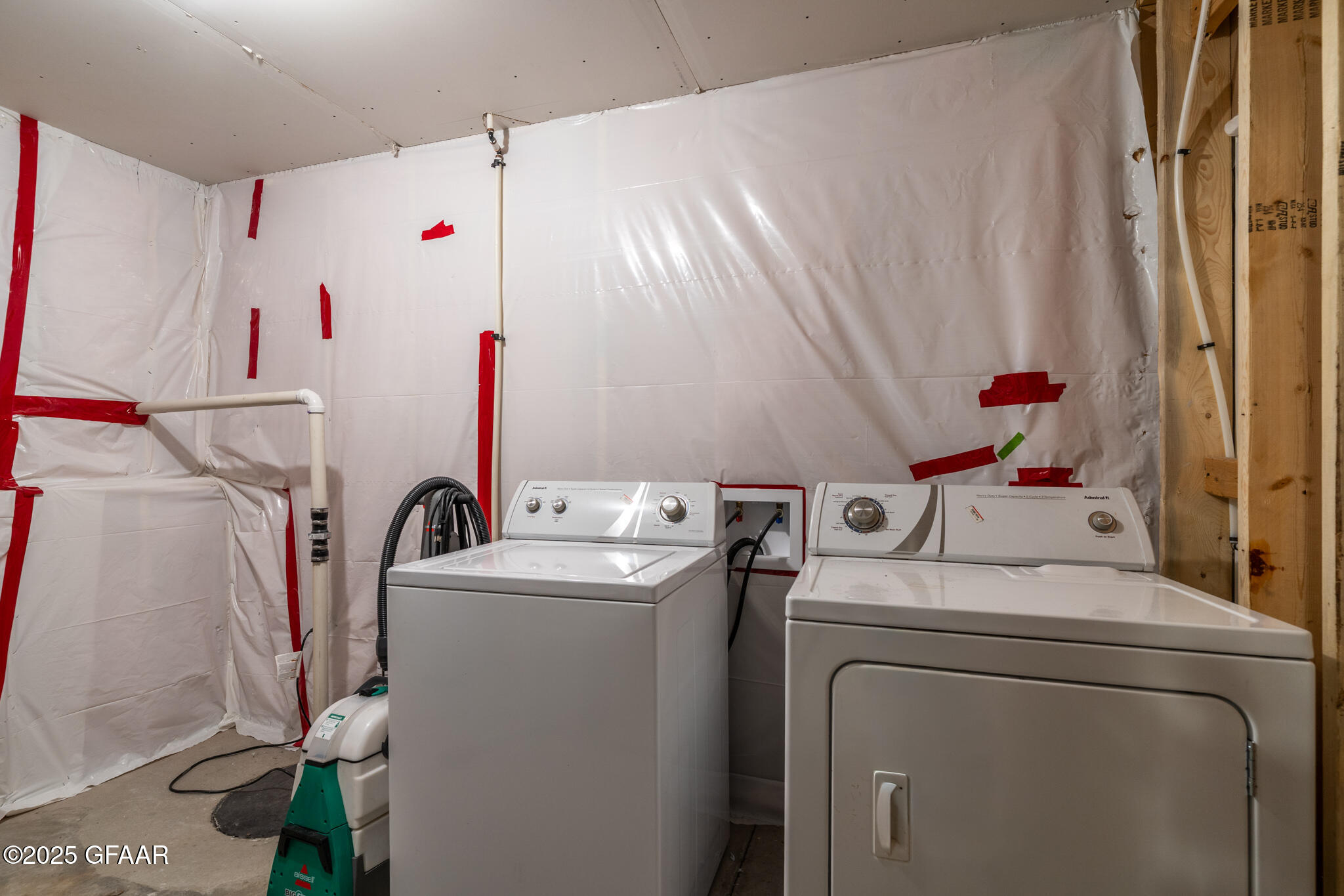 property viewer photo 26