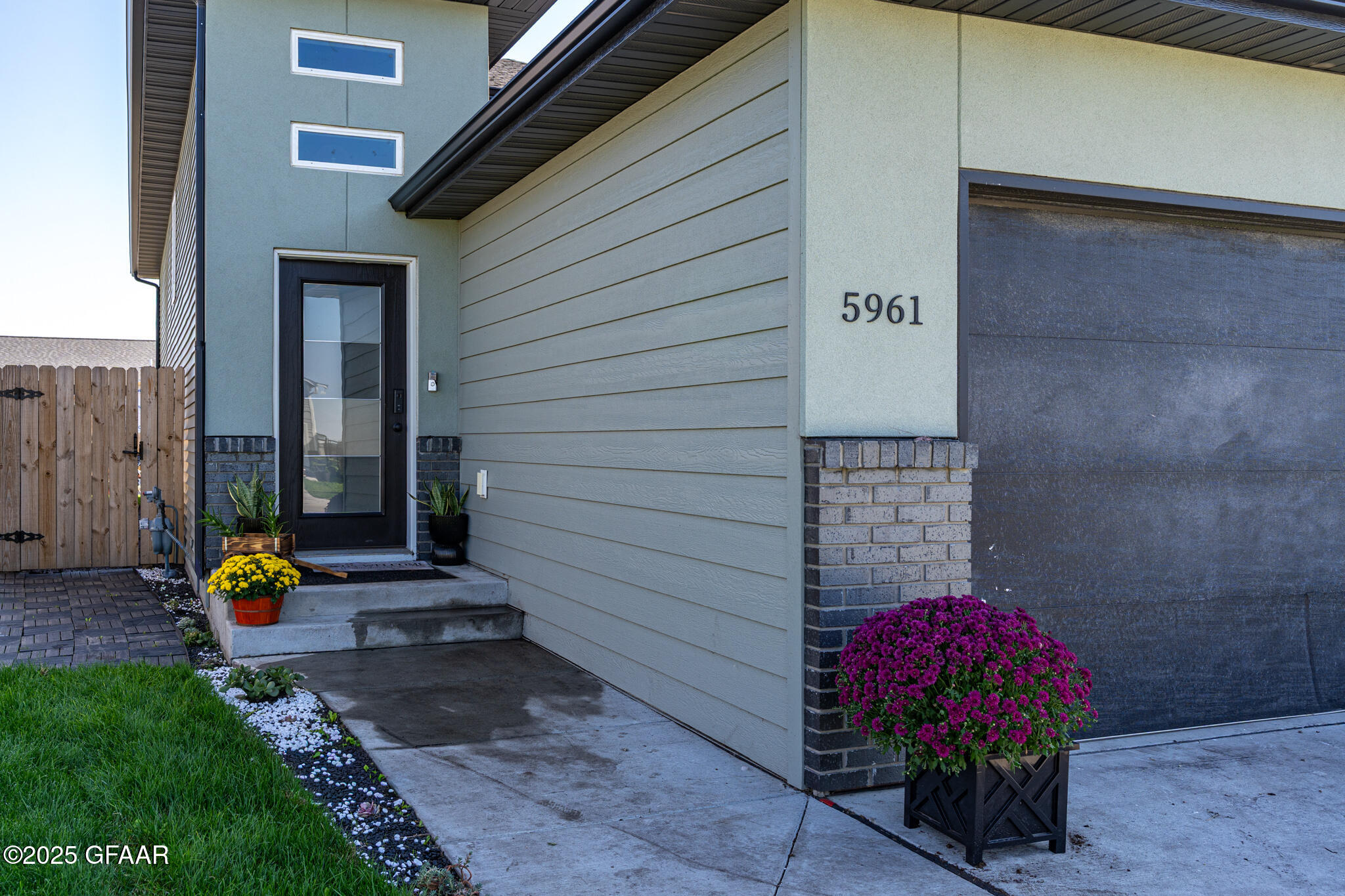 property viewer photo 28