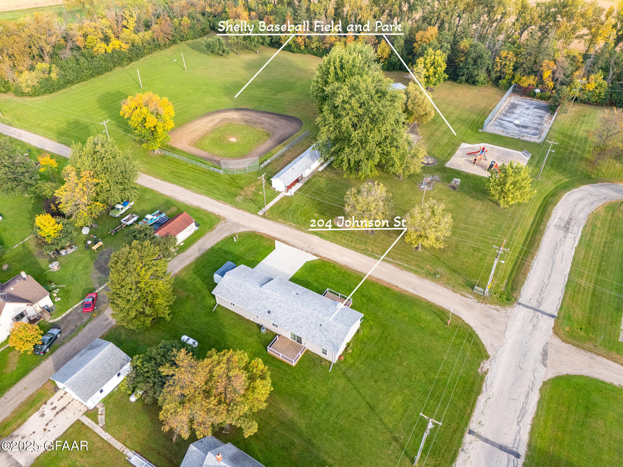 main property photo 5
