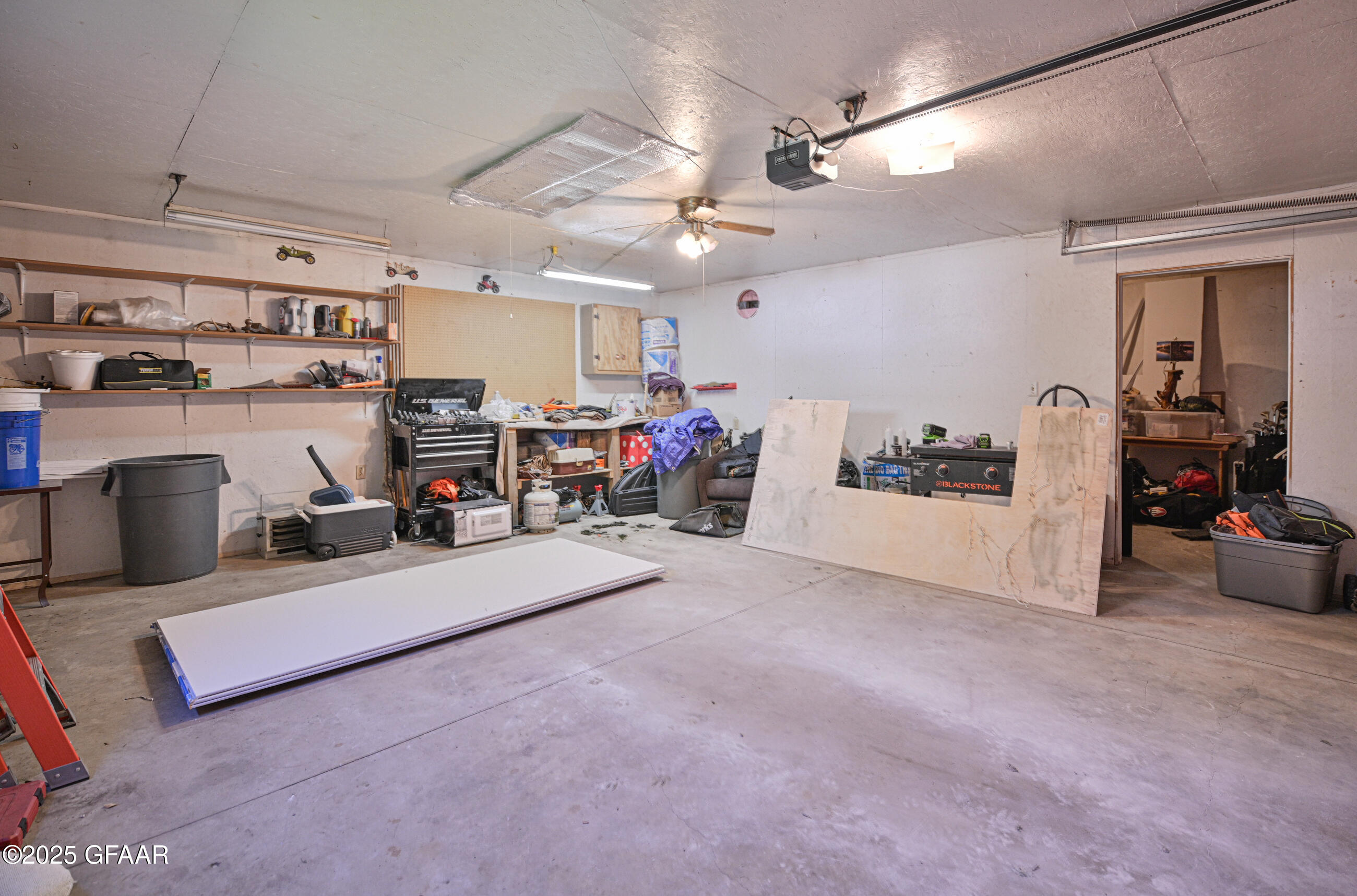 property viewer photo 27